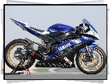 Yamaha YZF R1, Podnośnik