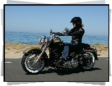 Motocyklistka, Harley Davidson Softail Fat Boy
