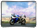 Suzuki GSX R 1000, Plac, Niebo