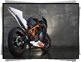 Motocykl, KTM RC8