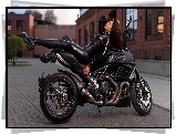 Ducati Diavel, Kobieta, Motocykl