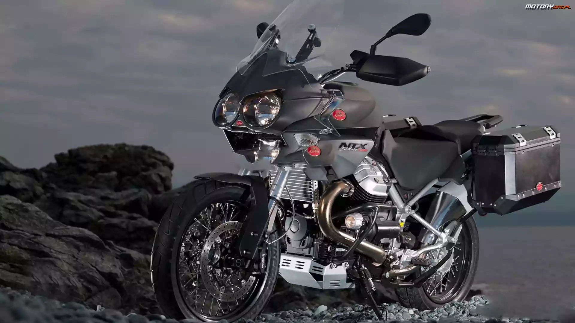 1200, Moto Guzzi, Stelvio