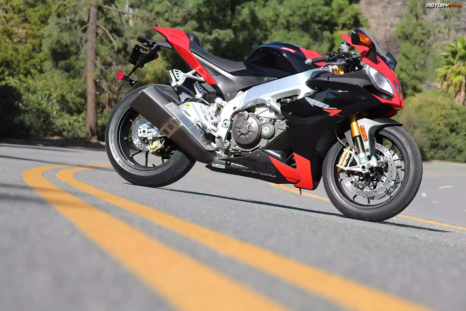 Rama, Wydechowy, Aprilia RSV4, Układ