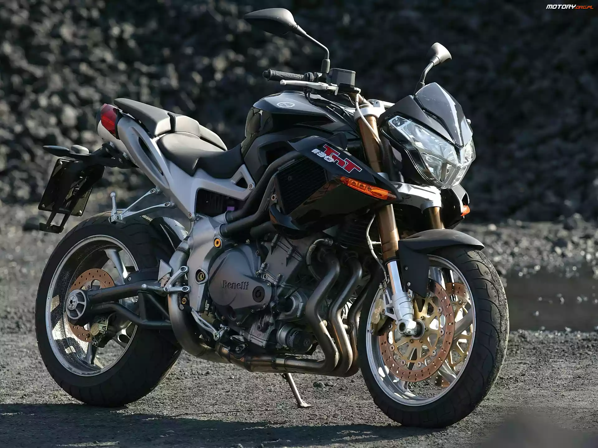 Kolektor, Benelli TNT 1130
