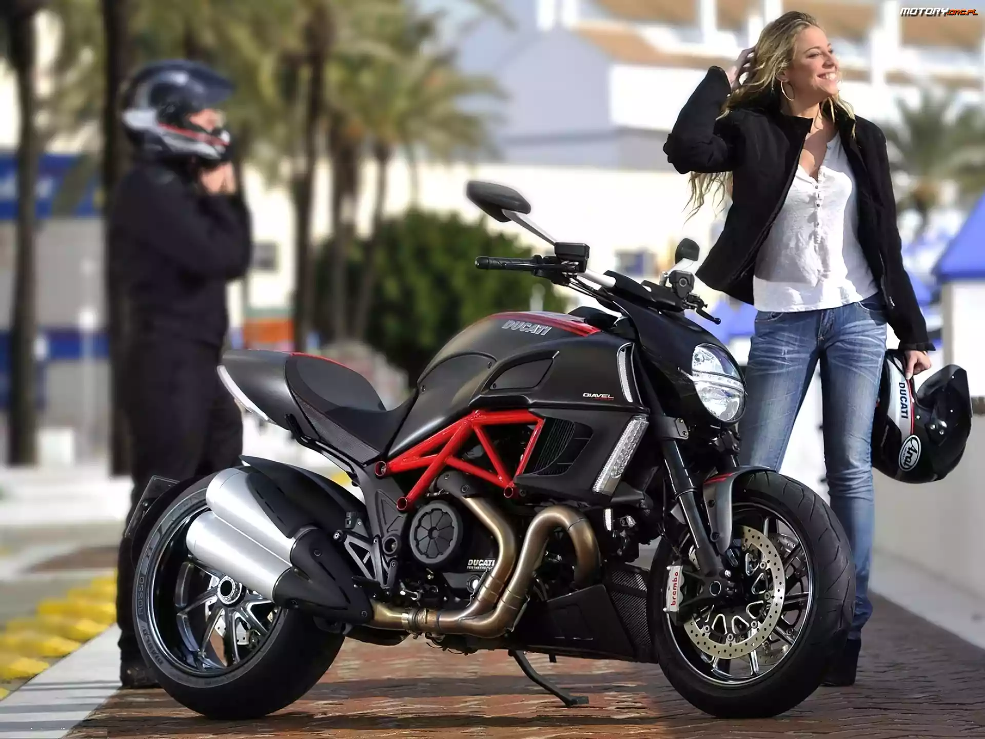 Ducati, Blondynka, Motor