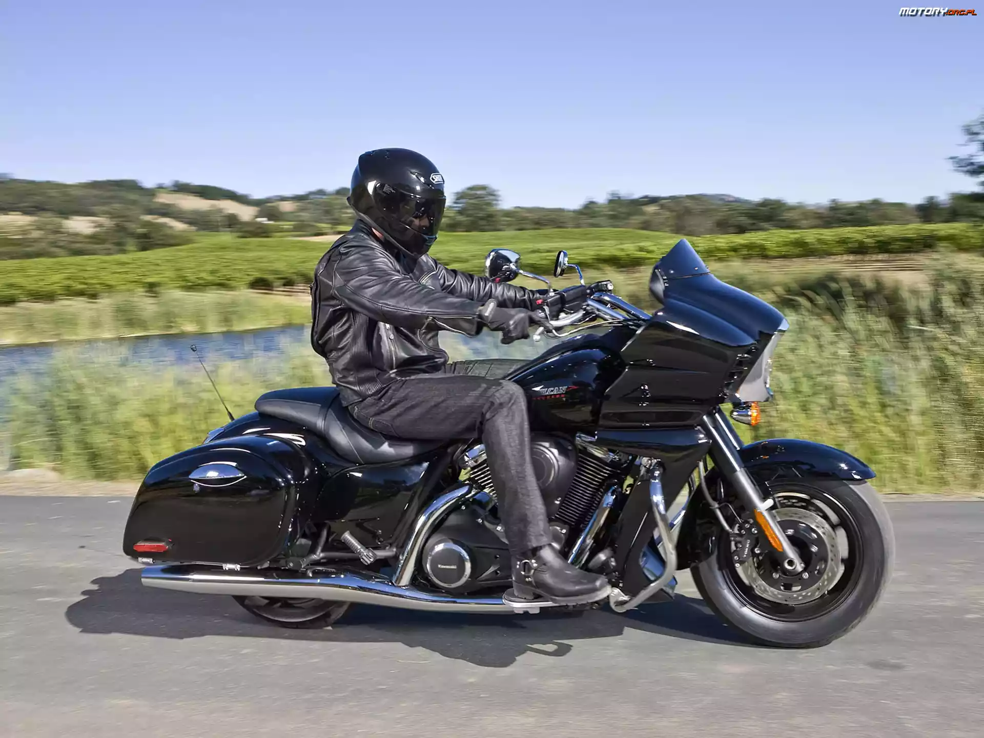 Kawasaki Vulcan 1700 Vaquero, Czarny