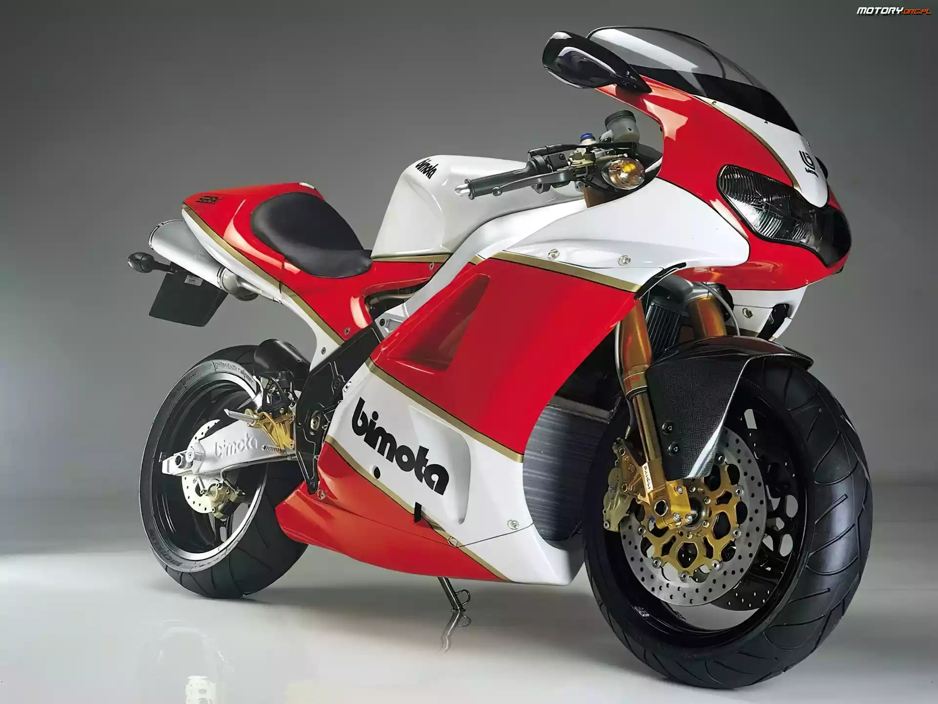 Bimota, Lusterka, Czerwono-biały, Opony
