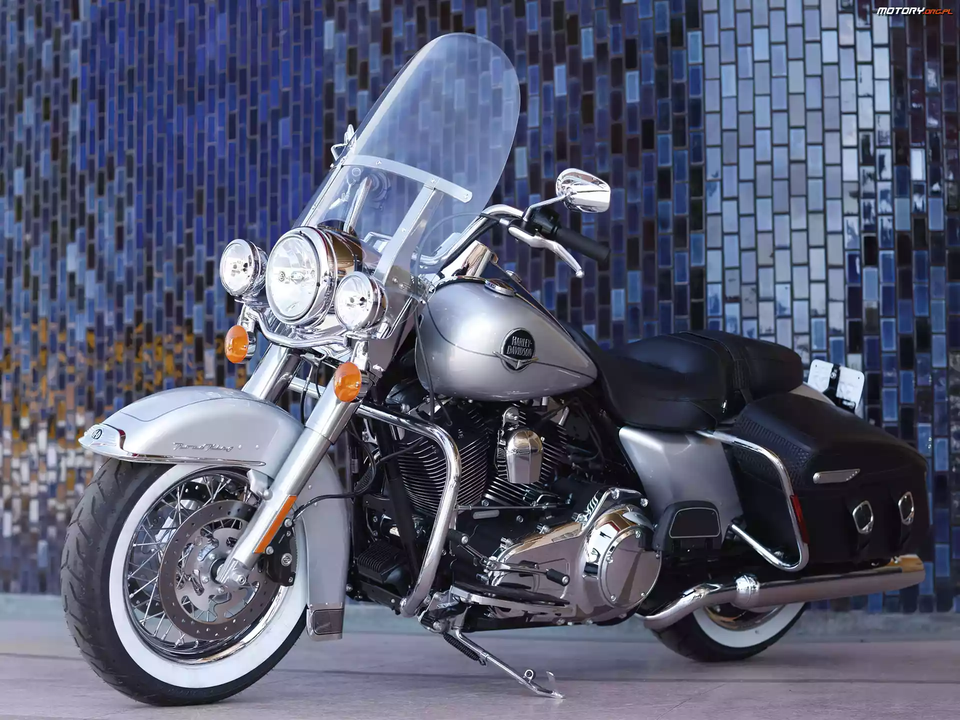 Chromy, Harley Davidson Road King Classic, Silnik