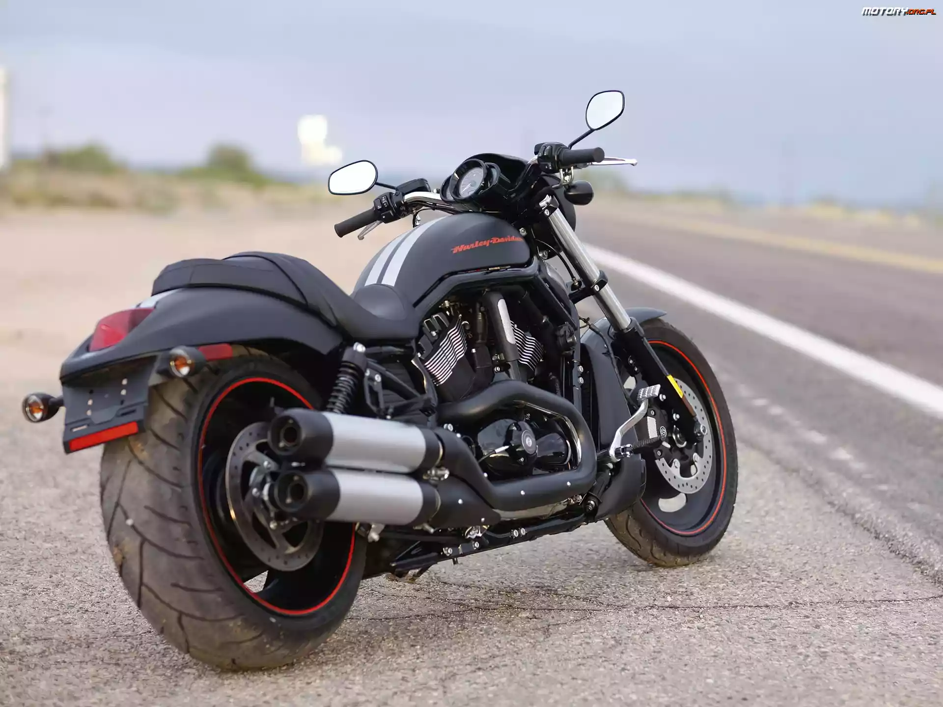 Opona, Harley Davidson Night Rod Special, Tylna