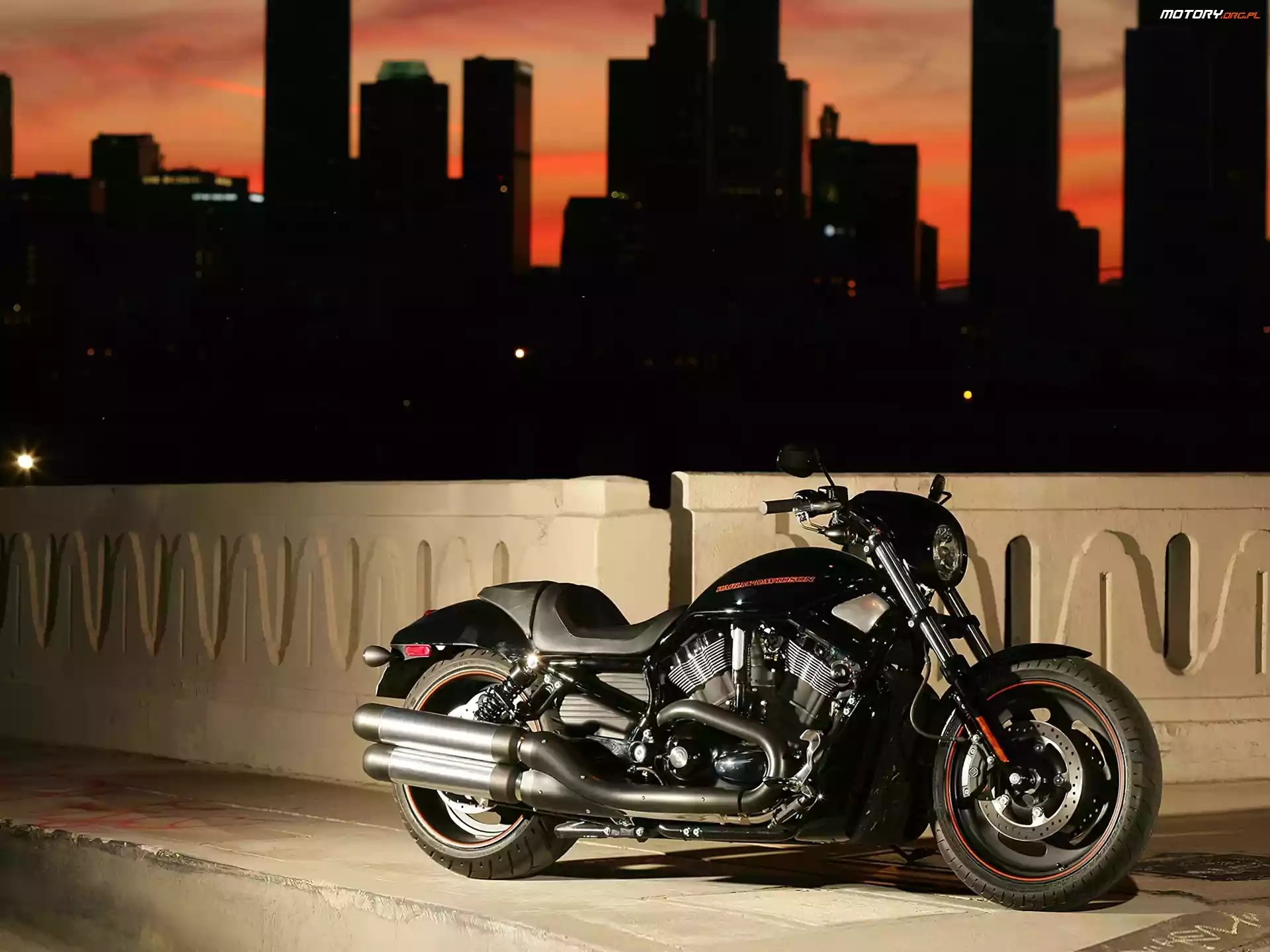 Miasto, Harley-Davidson VRSC Night Rod Special, Cruiser