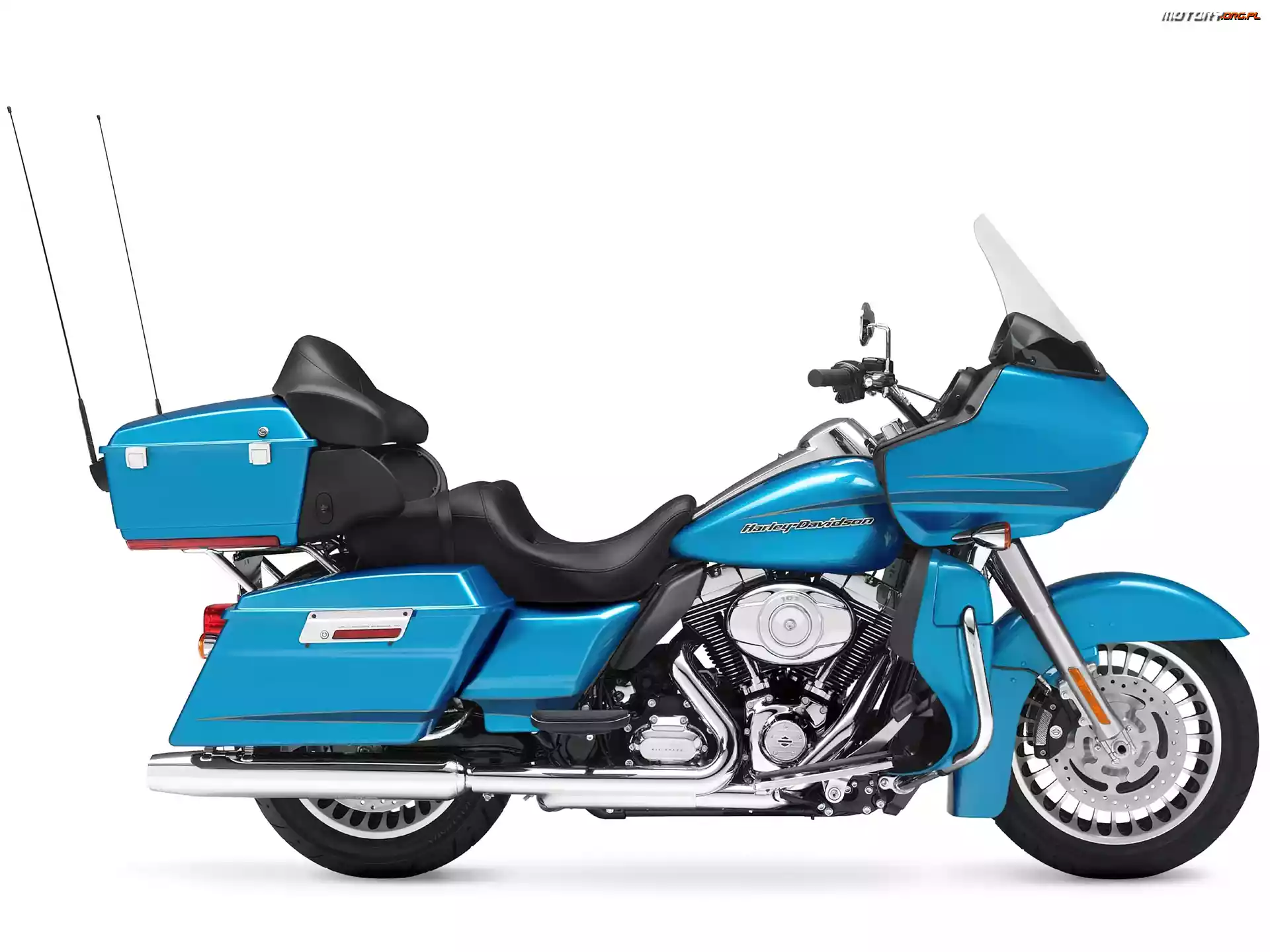 Harley Davidson Road Glide Ultra, Rura, Silnik, Wydechowa