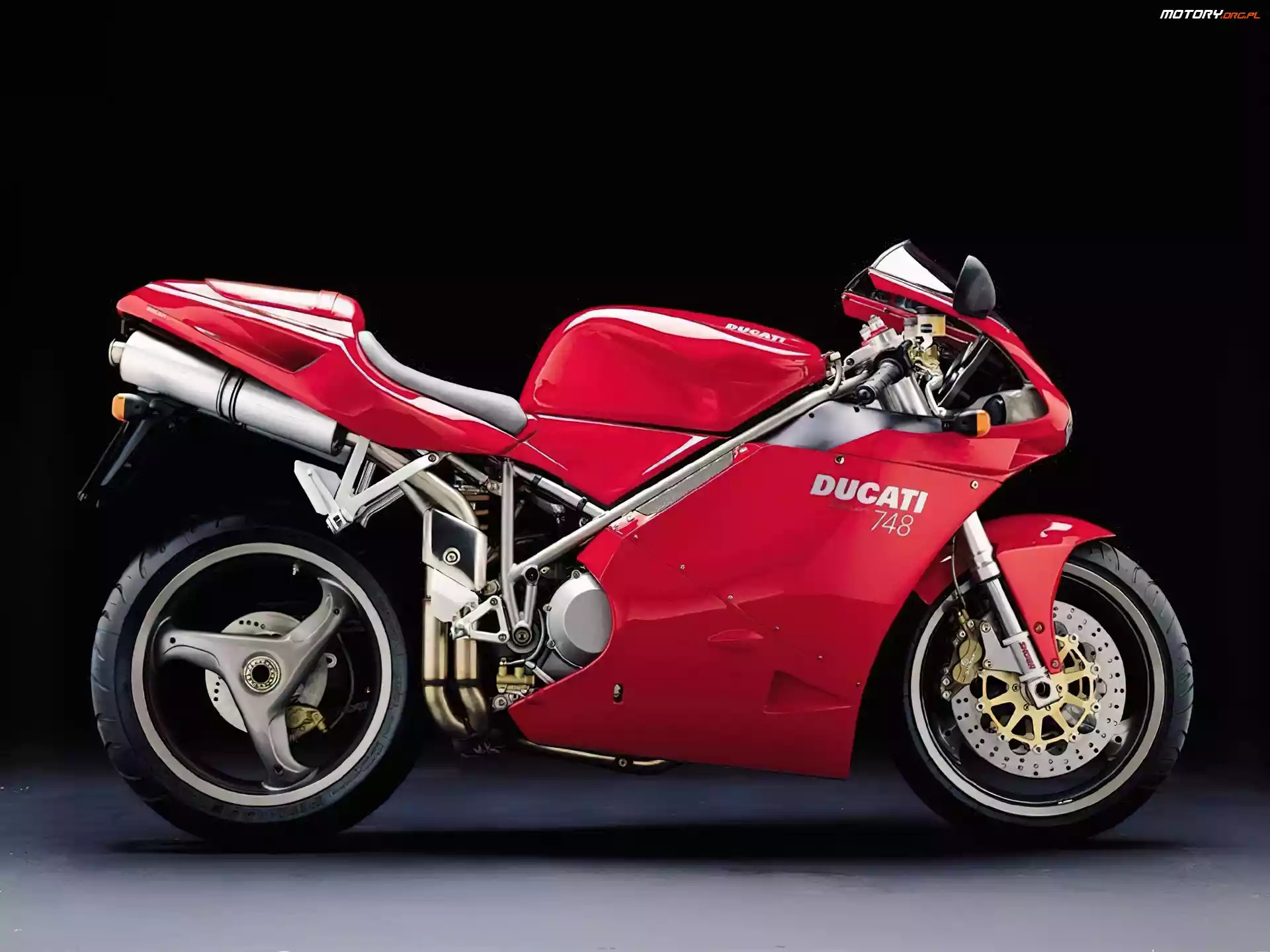 Ducati 748, czerwone
