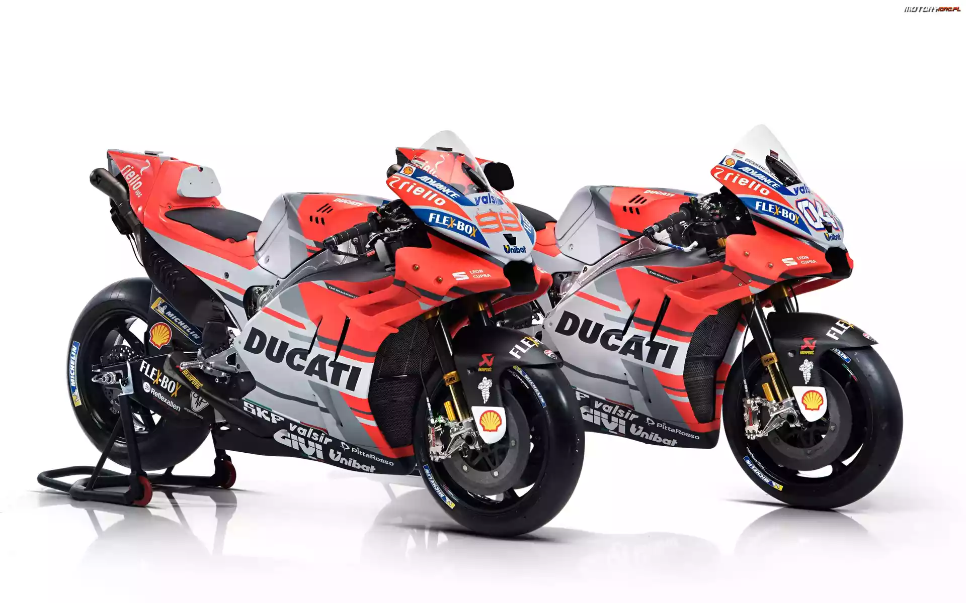 Ducati Desmosedici GP18, Dwa, Motocykle