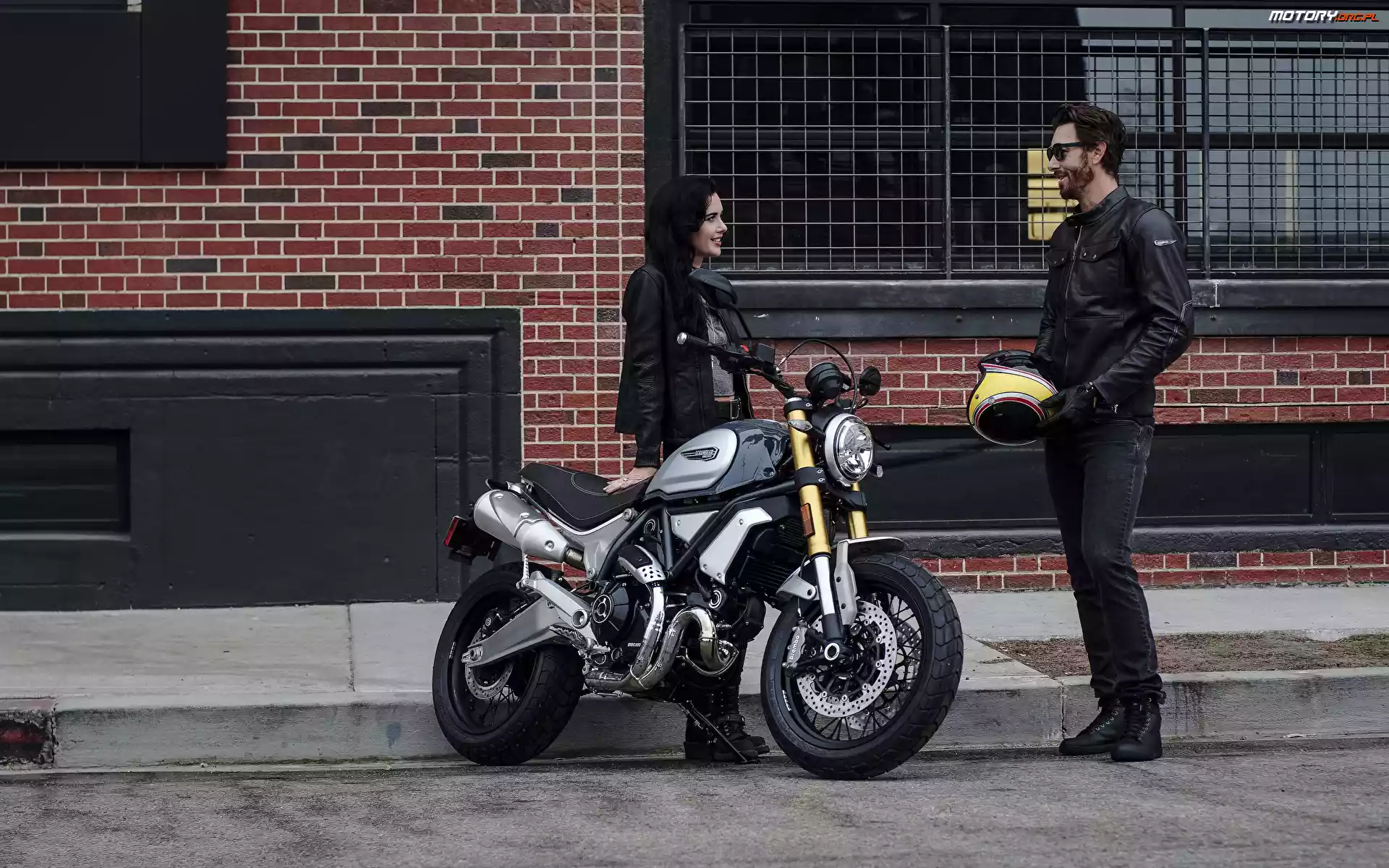 2018, Ducati Scrambler 1100 Special, Mężczyzna, Kobieta, Motor