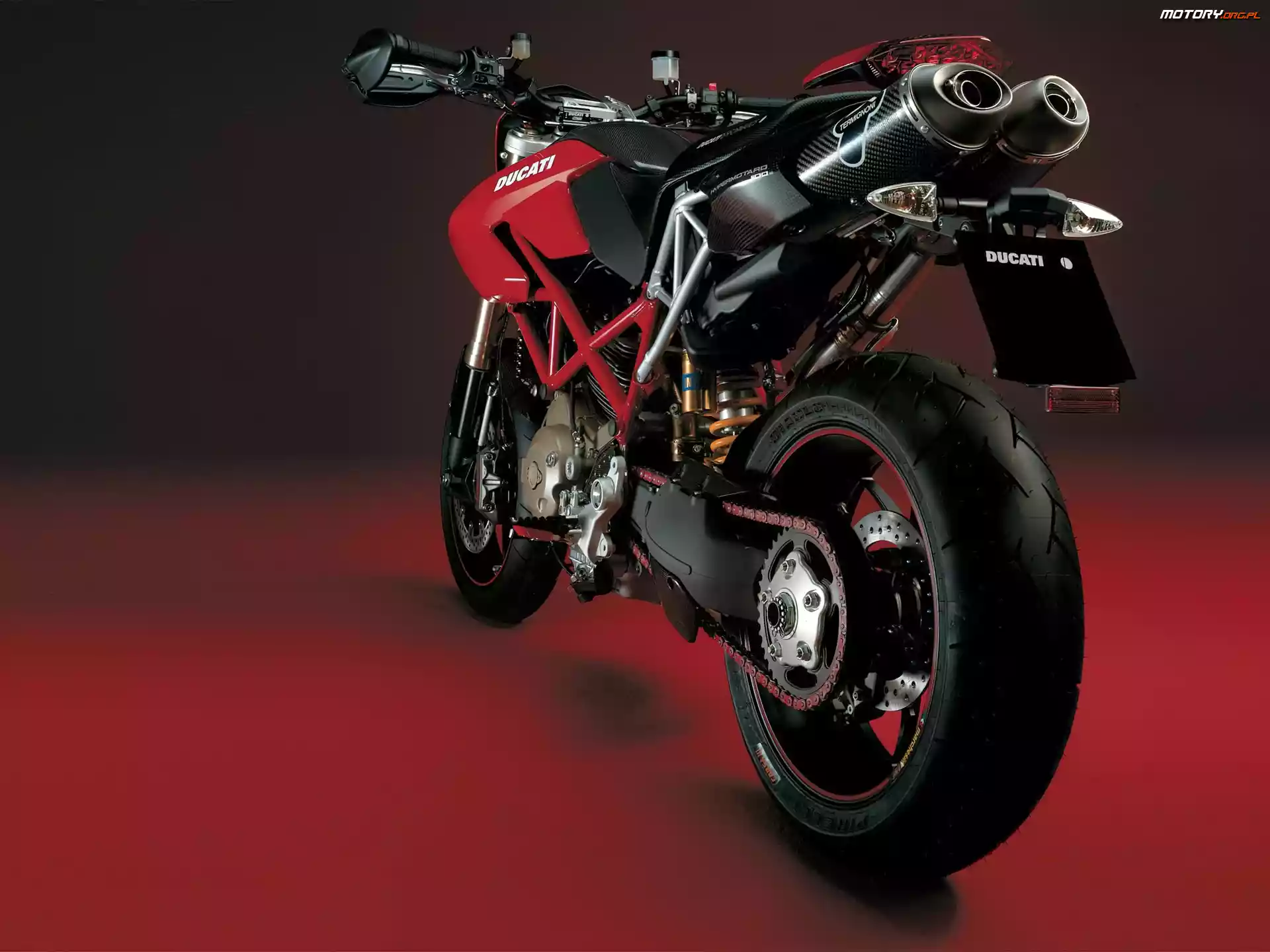Układ, Karbon, Ducati Hypermotard 1100, Wydechowy