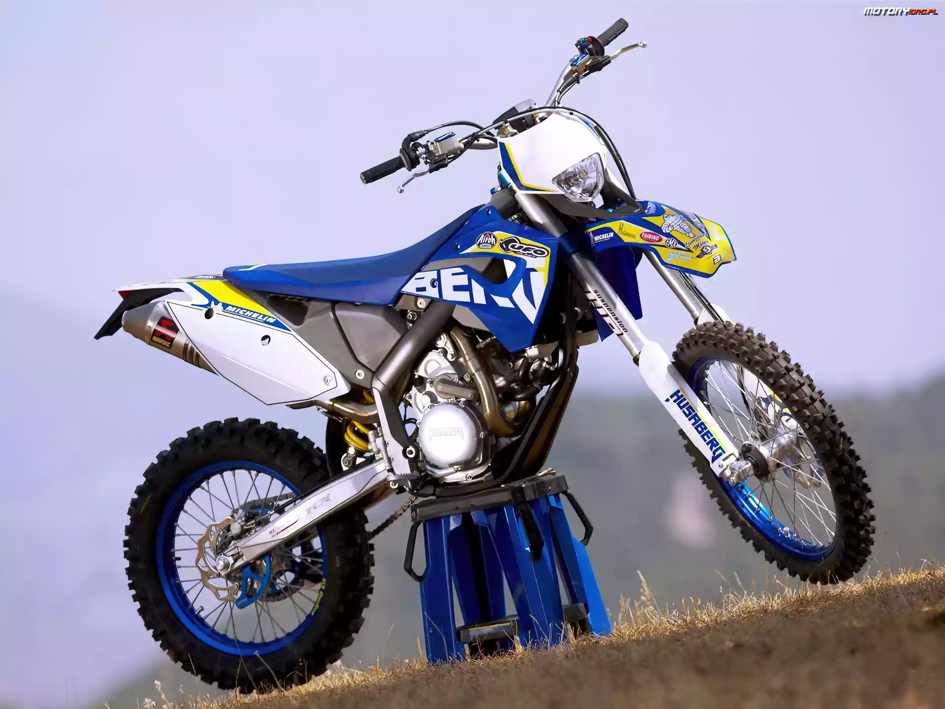 Stojak, Husaberg FE570