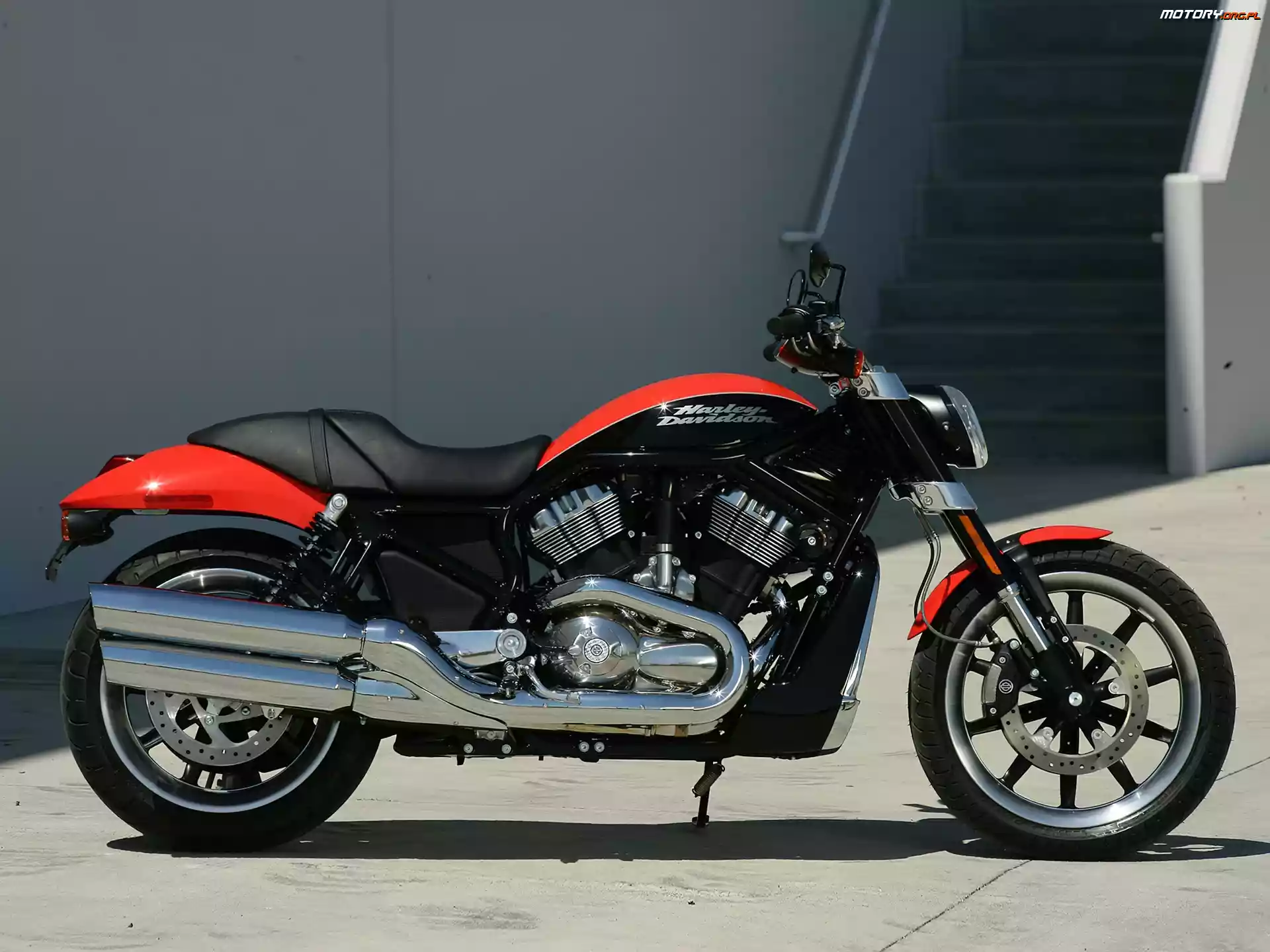 Rury, Harley Davidson Street Rod, Chromowane