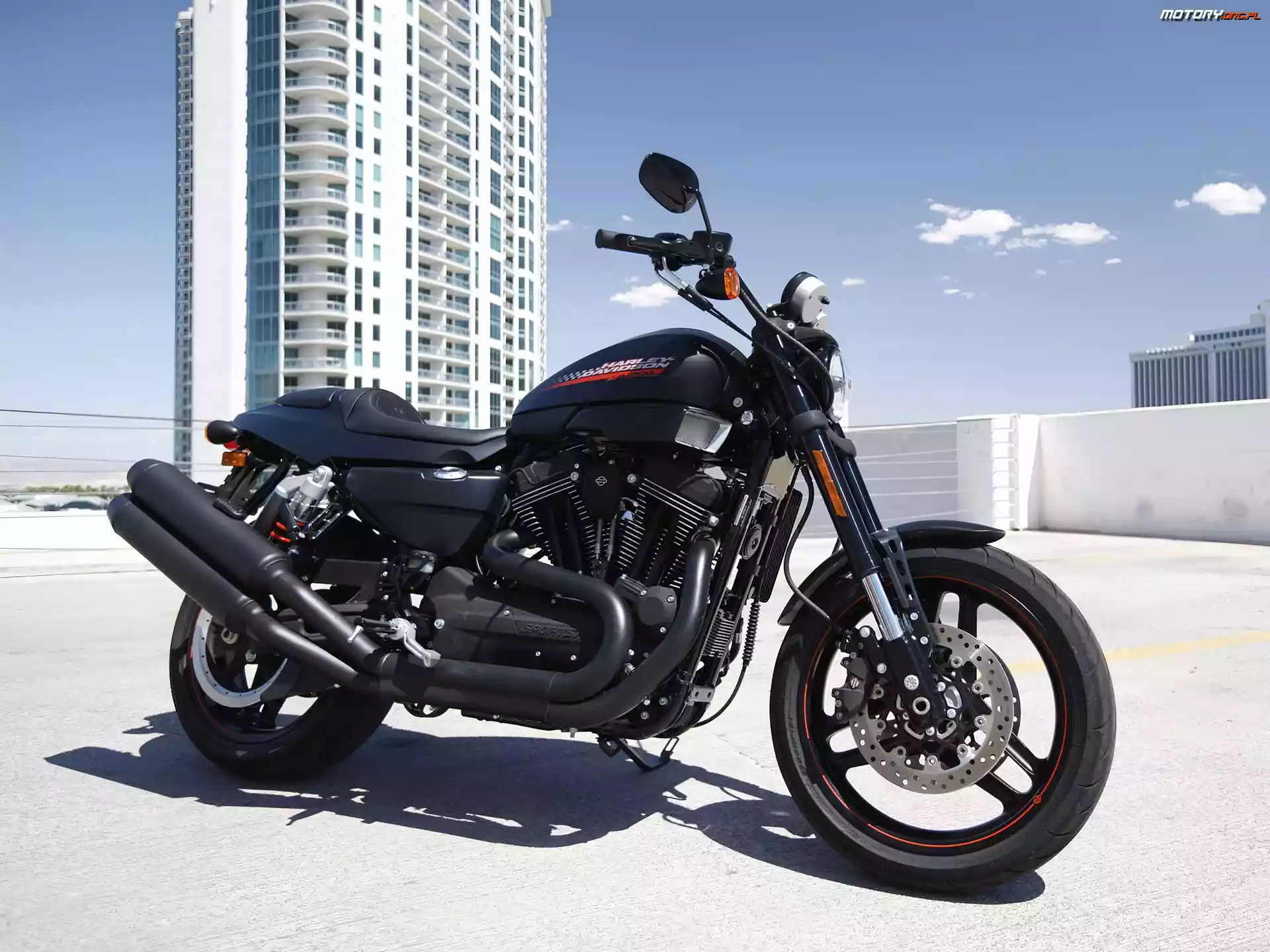 Tłumiki, Harley Davidson XR1200X, Dwa
