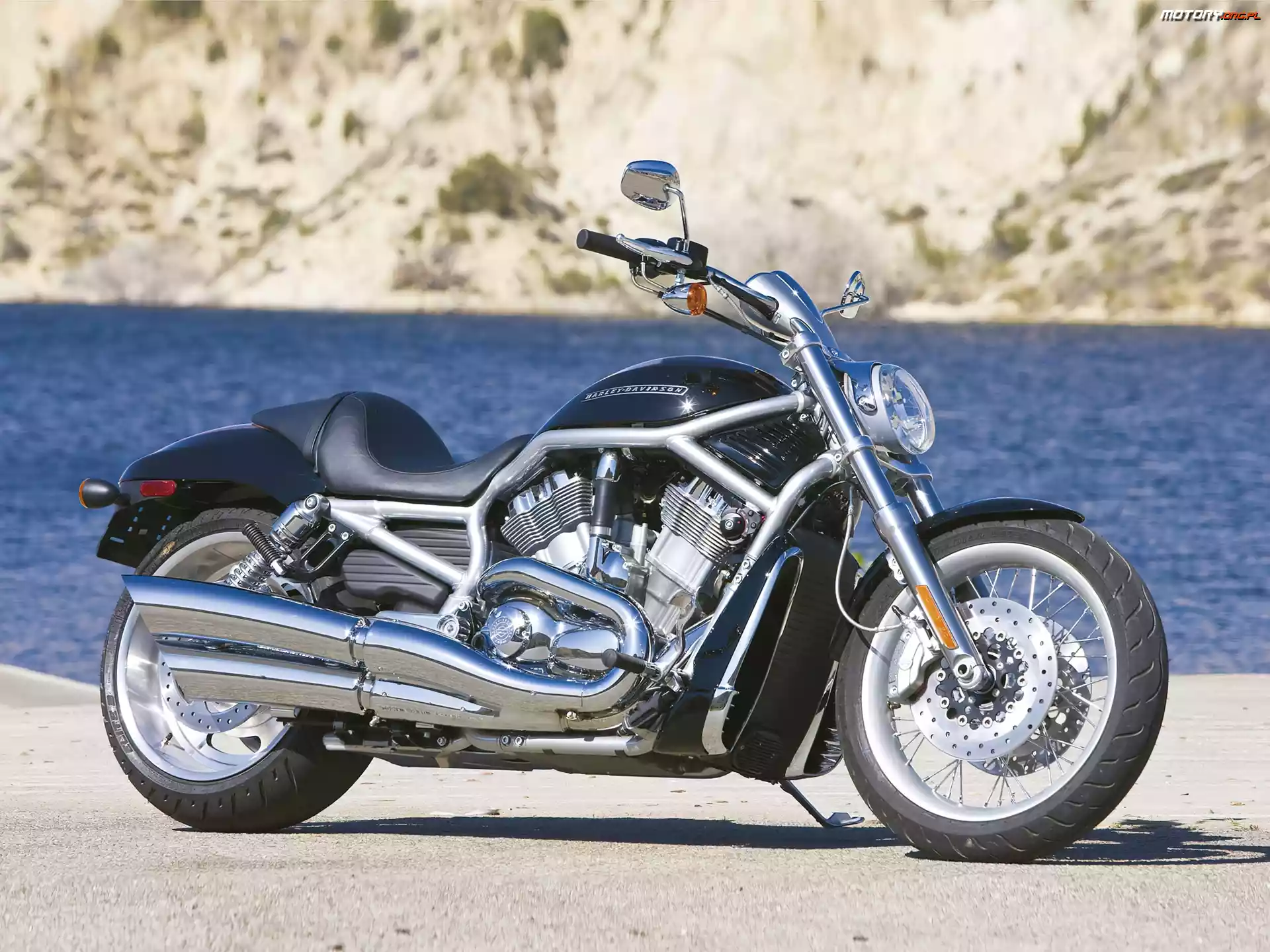 Sety, Harley Davidson V-Rod, Kierownica