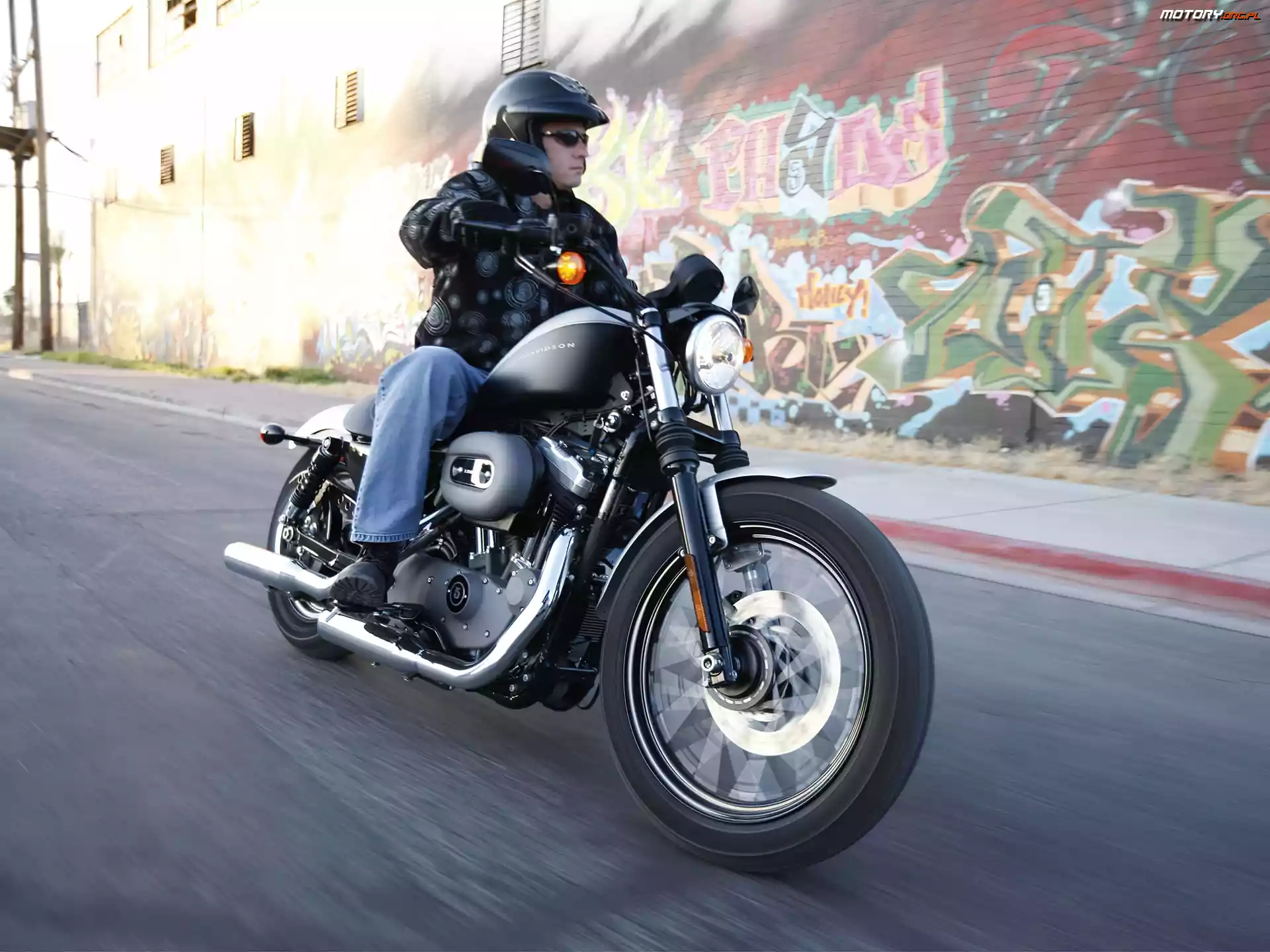 Harley Davidson XL1200N Nightster, Koło
