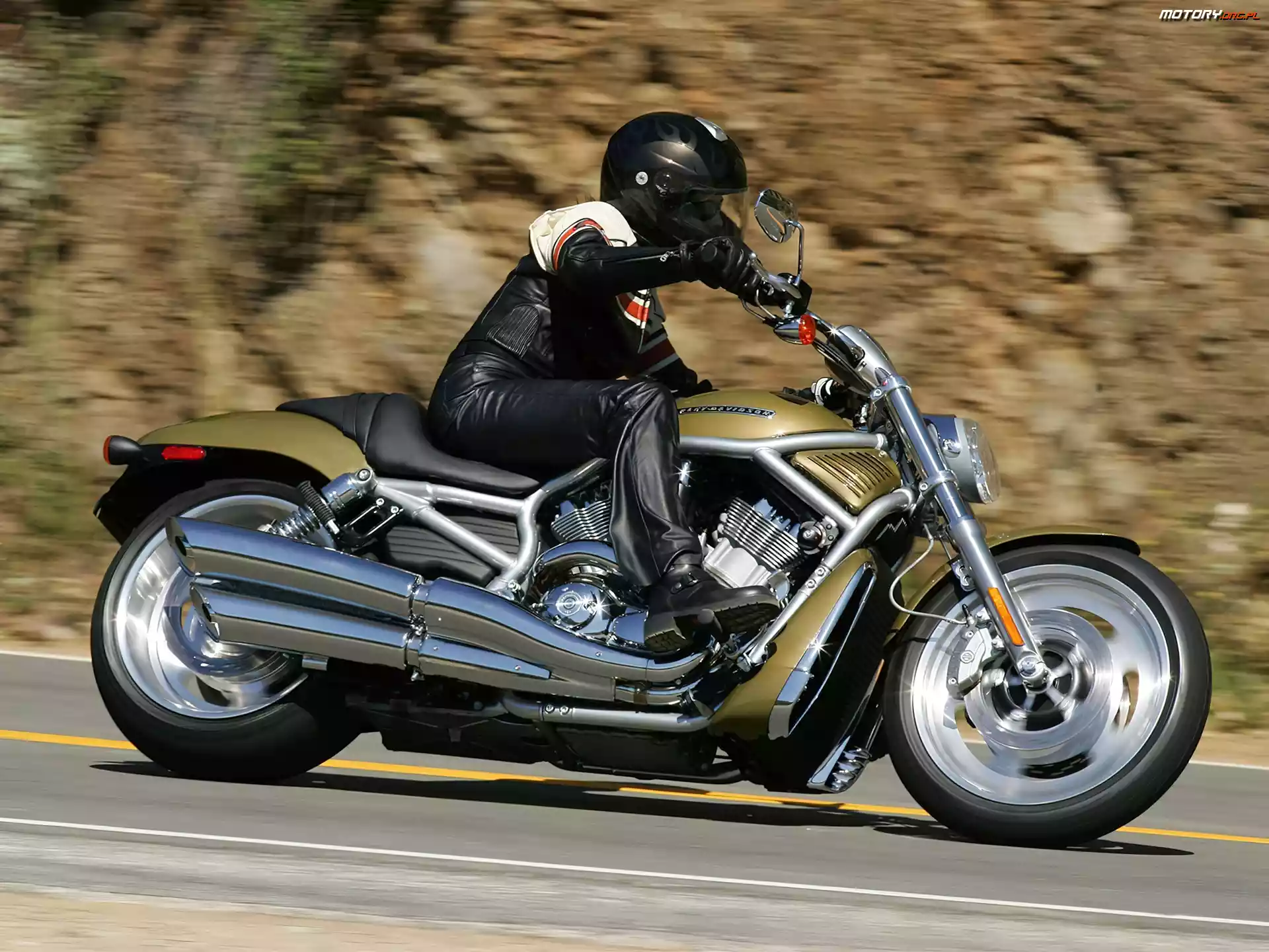 Jezdne, Harley Davidson V-Rod, Właściwości