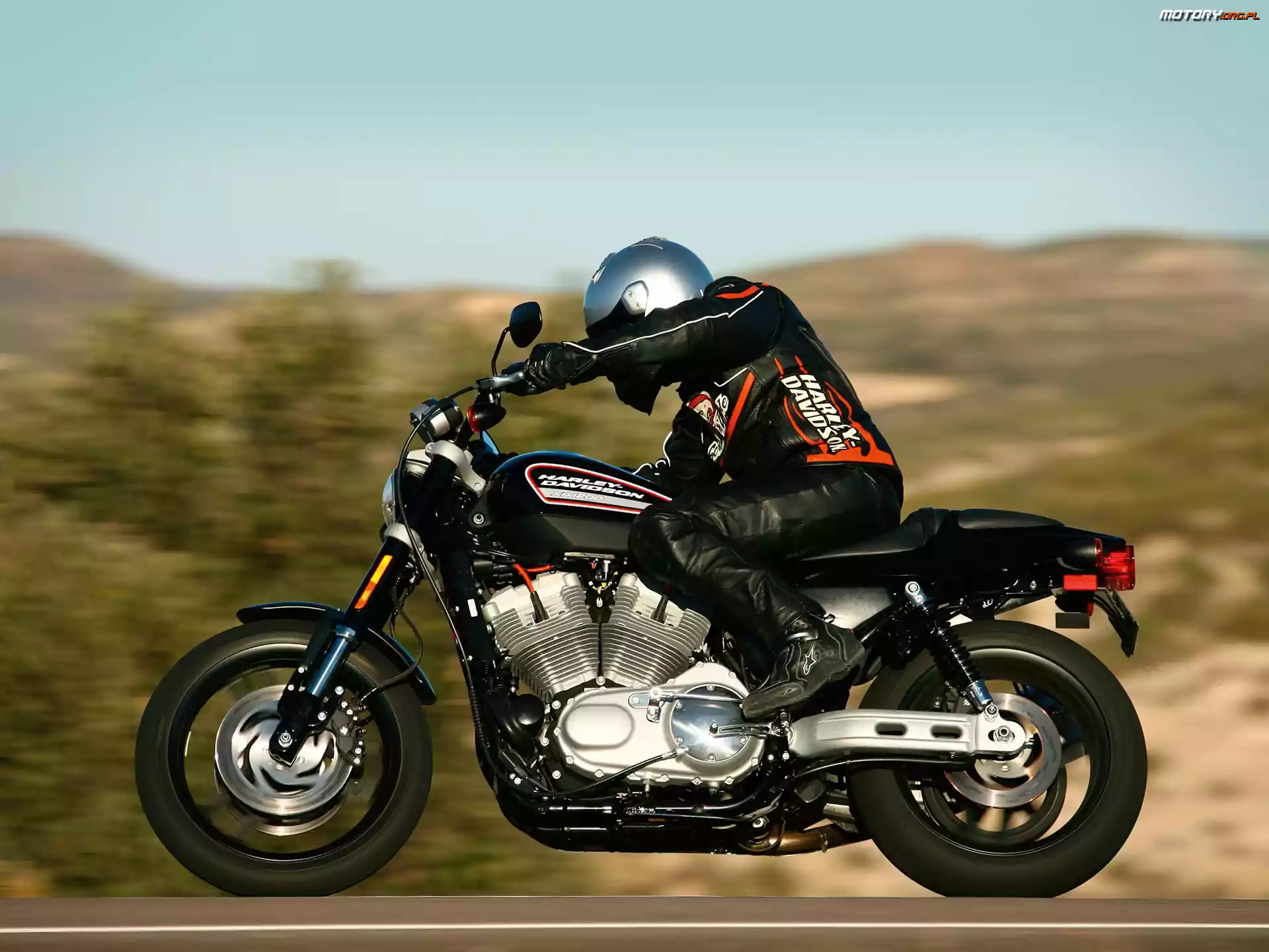 Amortyzatory, Harley-Davidson XR1200