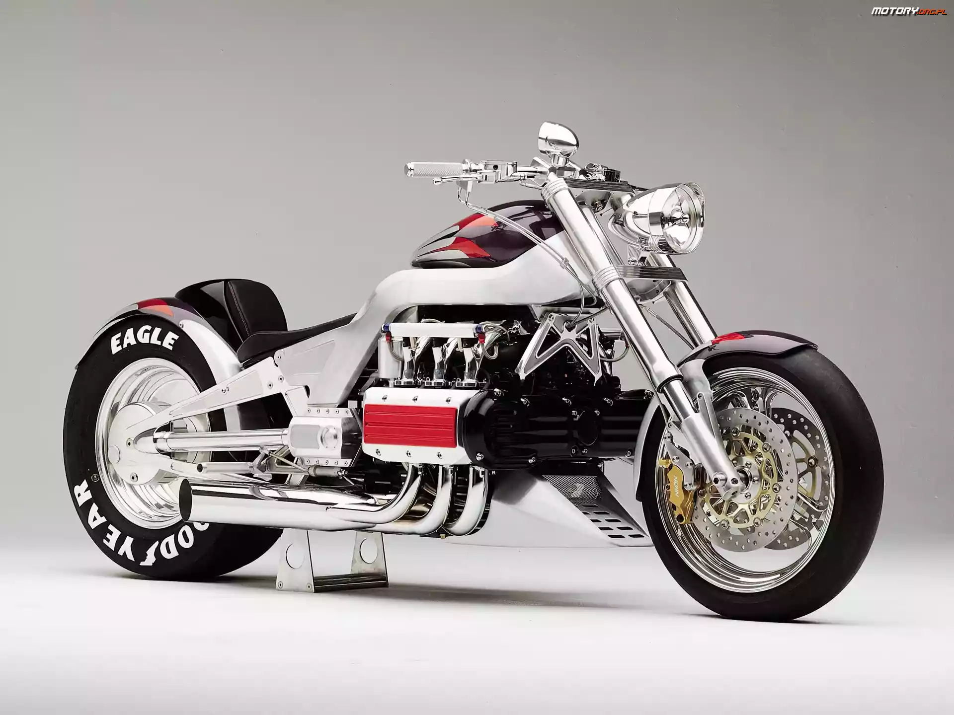 Silnik, Honda T4 Koncept, Potężny