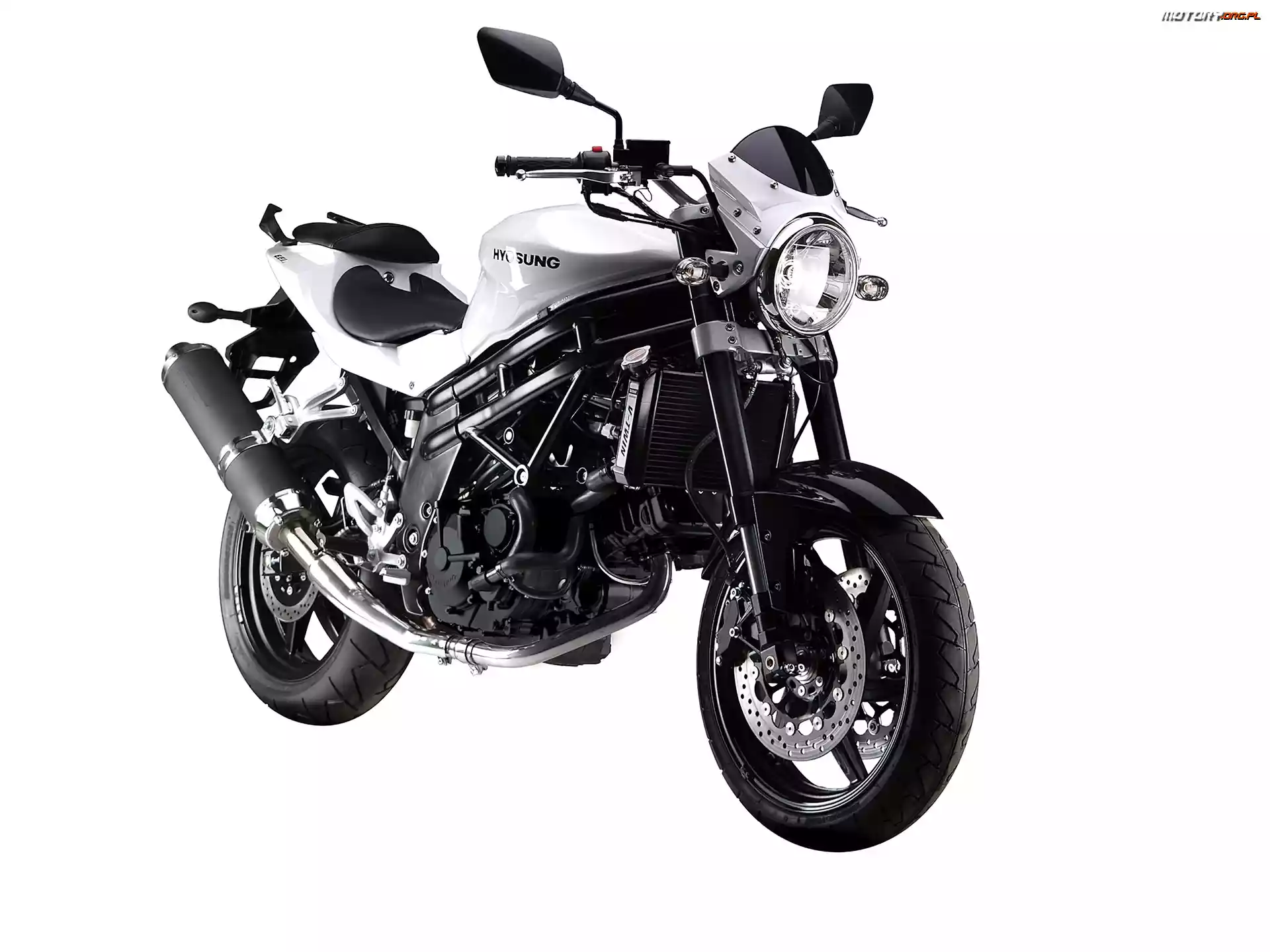 Naked, Hyosung GT650 EFI