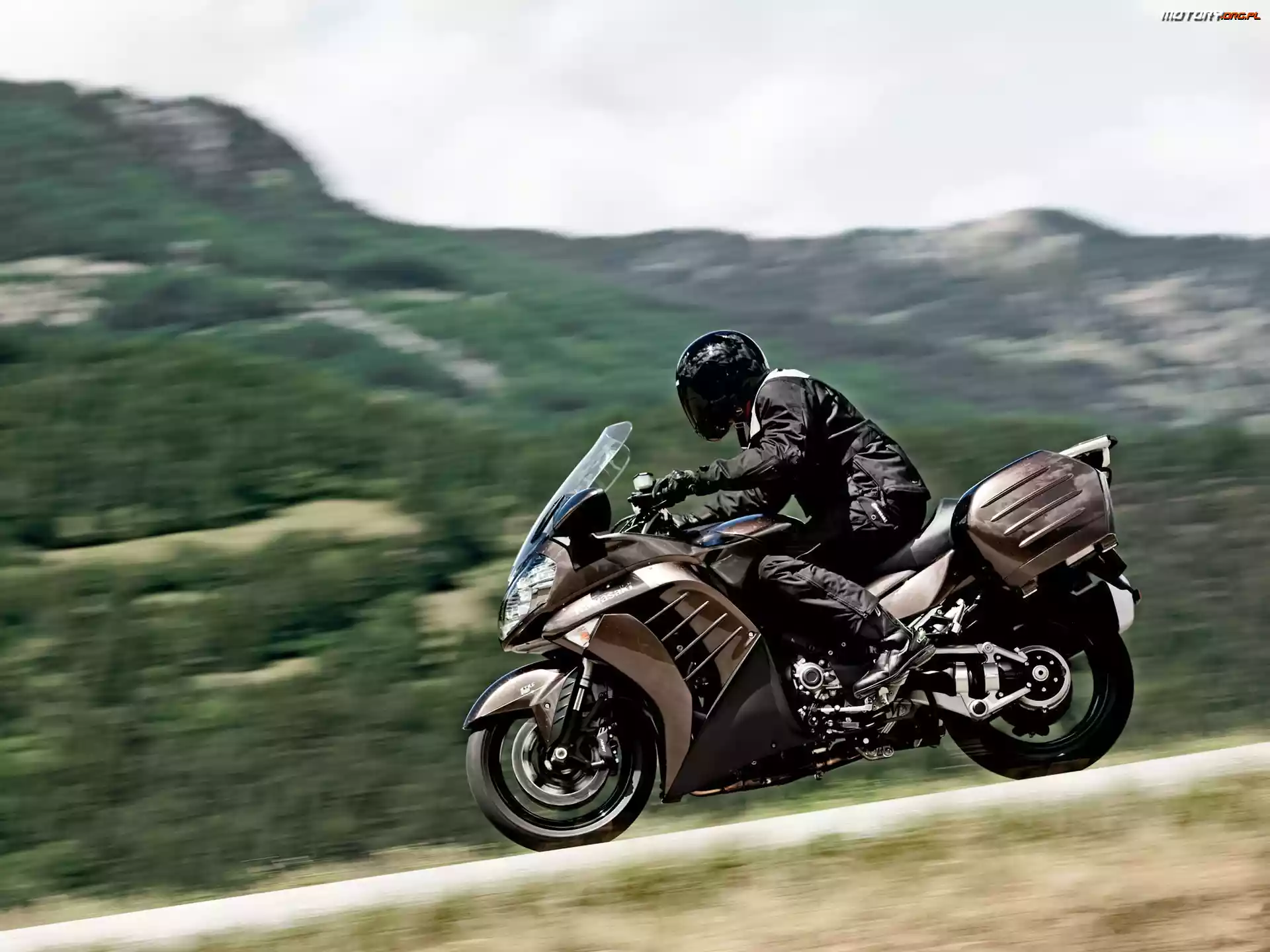 Boczne, Kawasaki 1400 GTR, Kufry