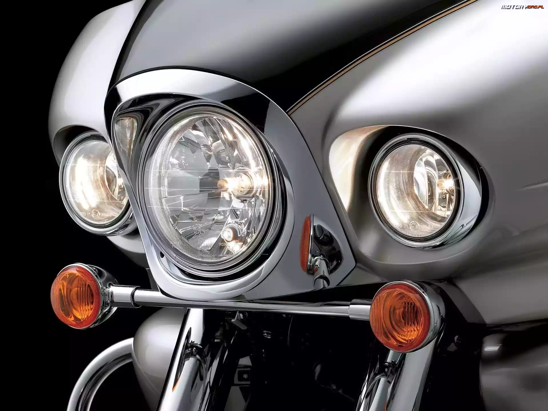 Owiewka, Kawasaki VN 1700 Voyager, Lampa