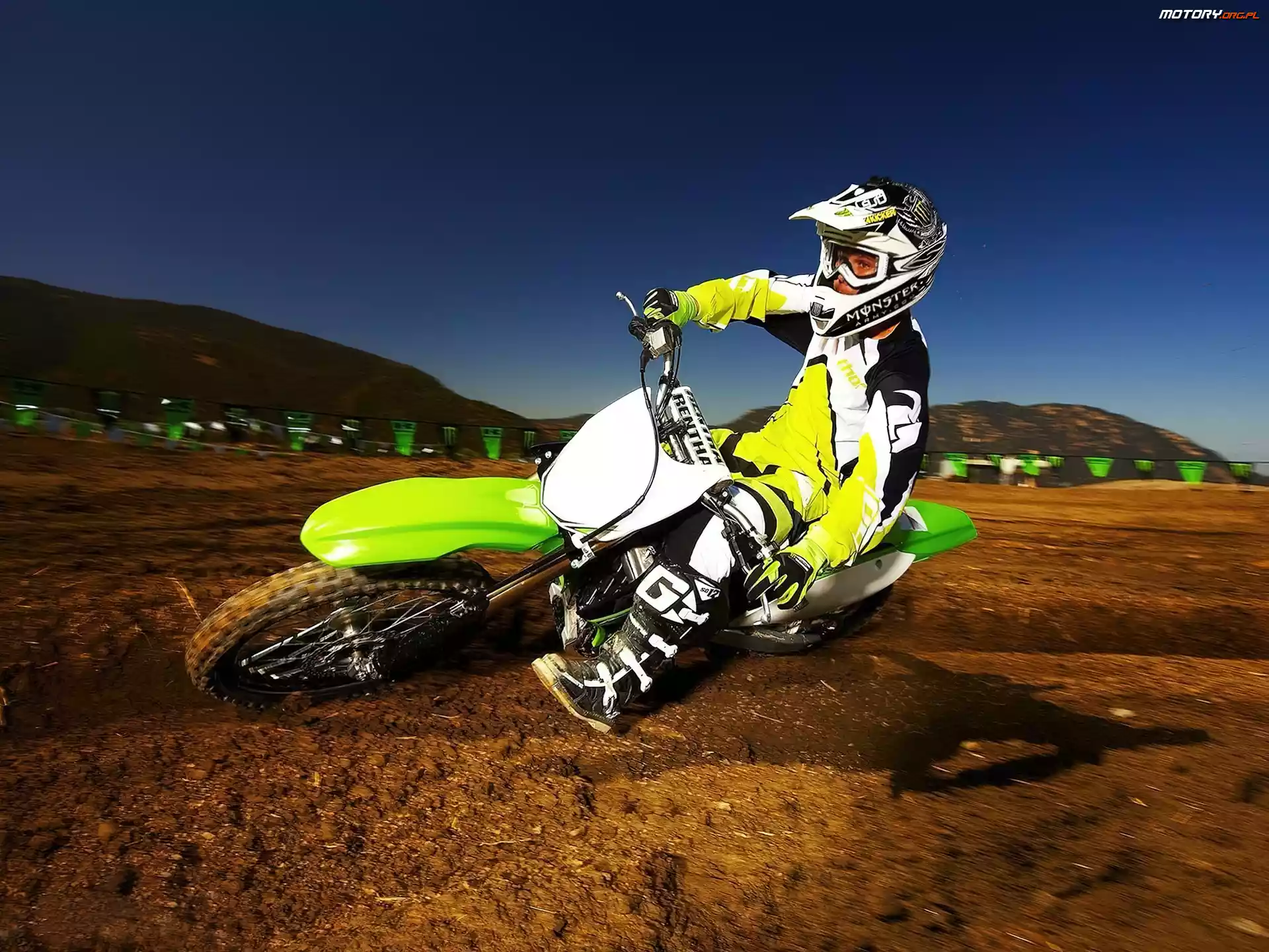 Gazu, Kawasaki KX450F, Linka