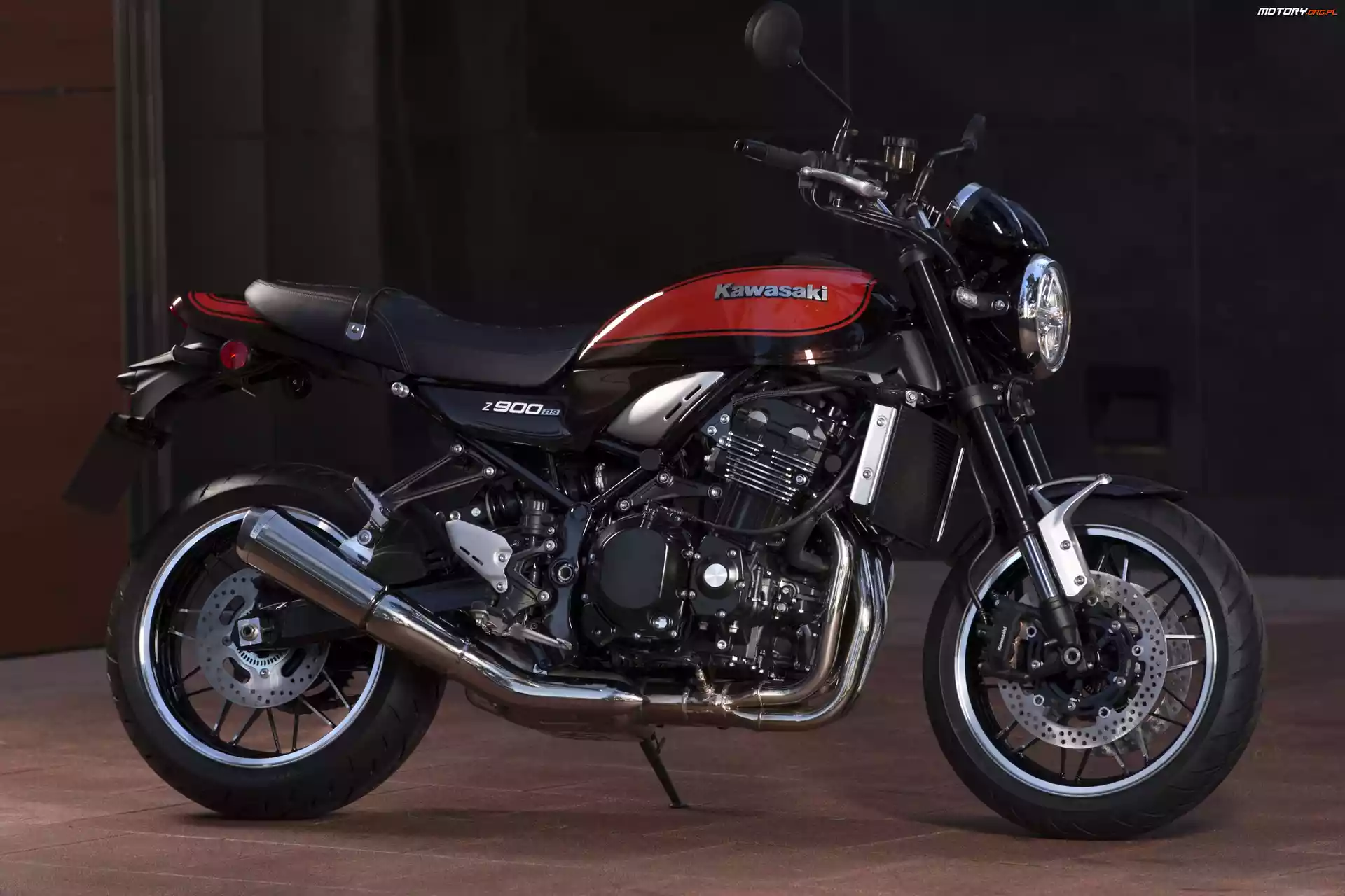 Motocykl, Kawasaki Z900