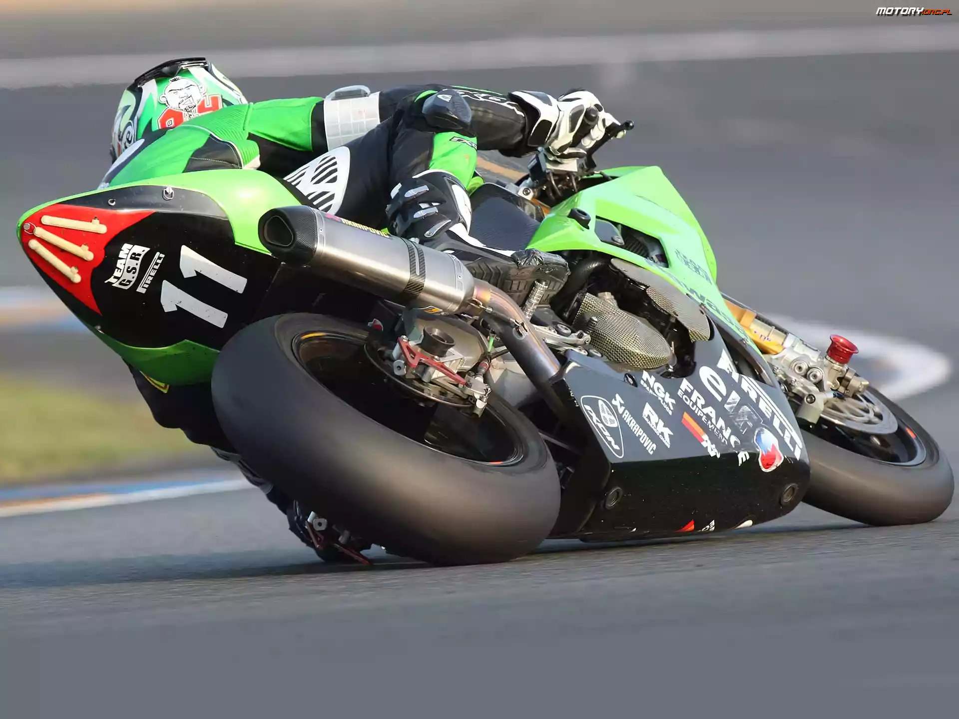 Torowe, Kawasaki Ninja ZX-10R, Opony