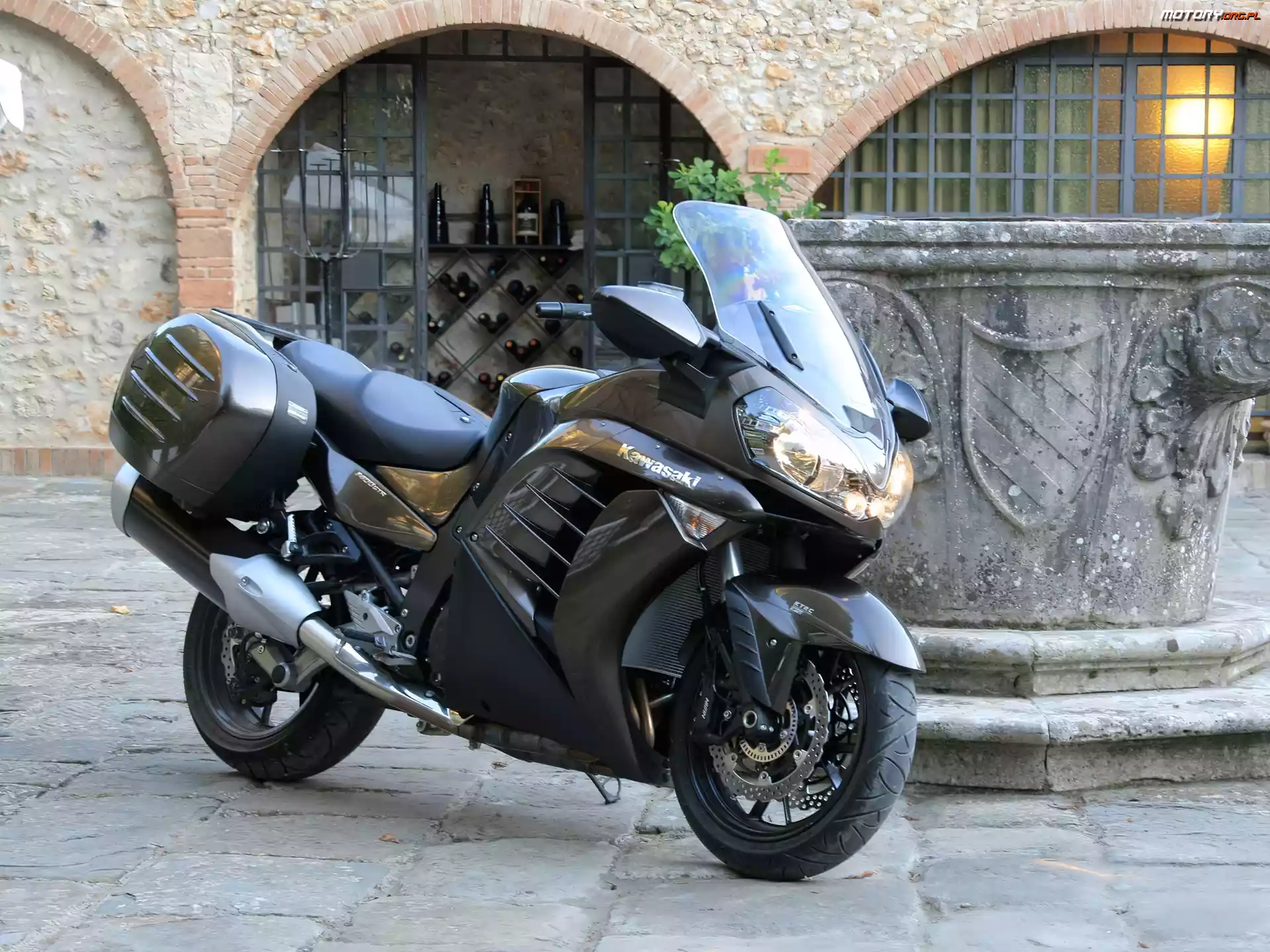 Szyba, Kawasaki 1400 GTR, Turystyczna