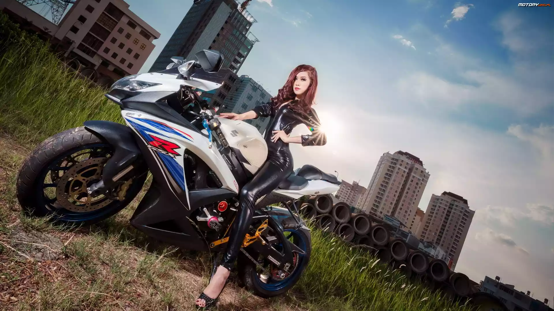 Kobieta, Motor