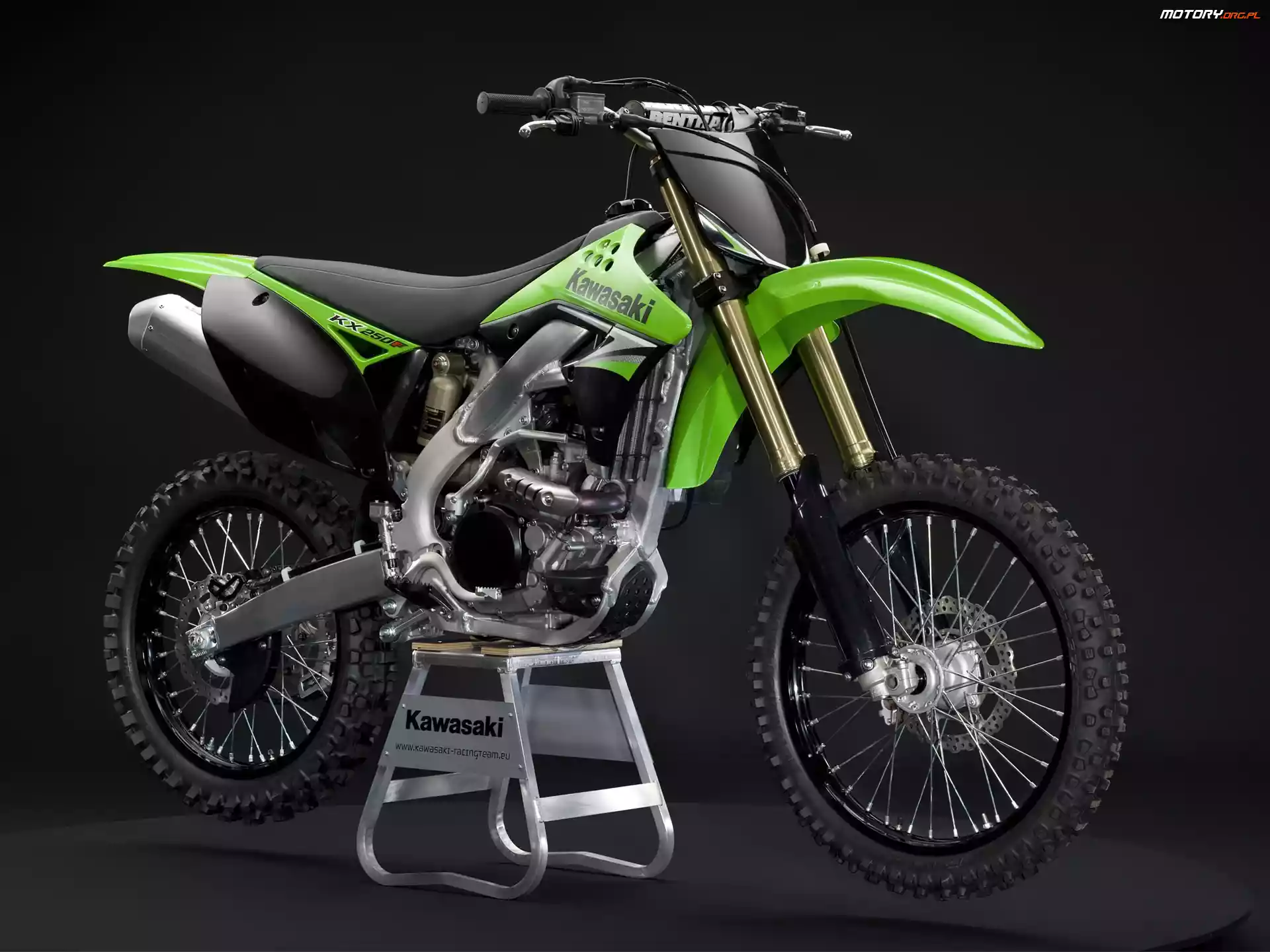 Cross, Kawasaki KX250F