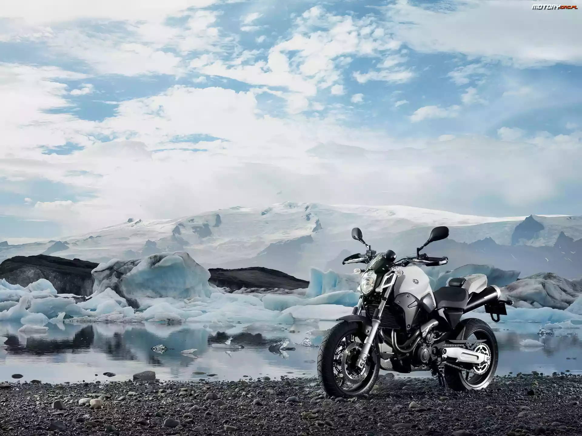 Yamaha MT-03, Miejski, Motocykl