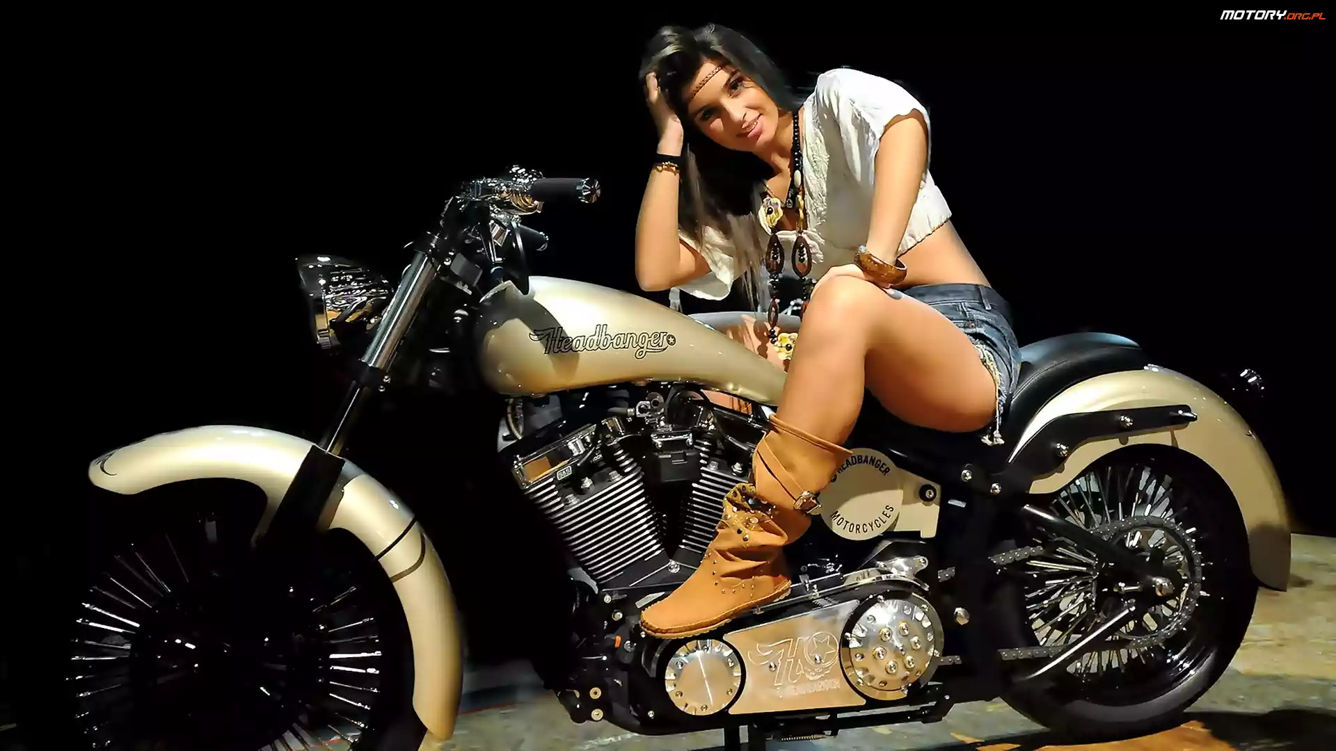 Motocykl, Biżuteria, Modelka, Dziewczyna, Makijaż