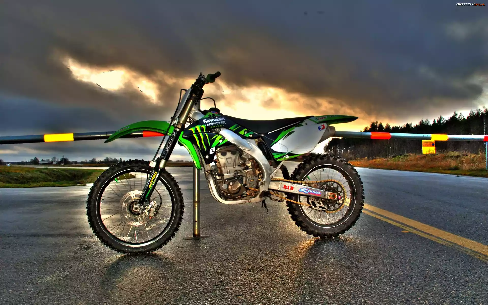 Kawasaki, Droga, Motocykl, Szlaban