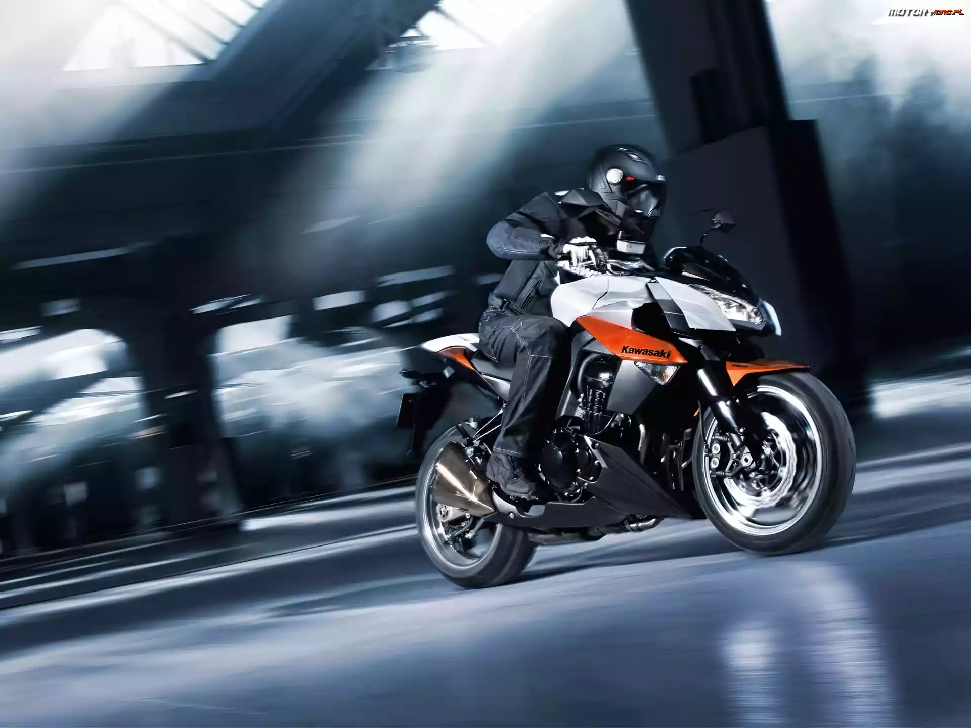 Kawasaki Z1000
, Nowy