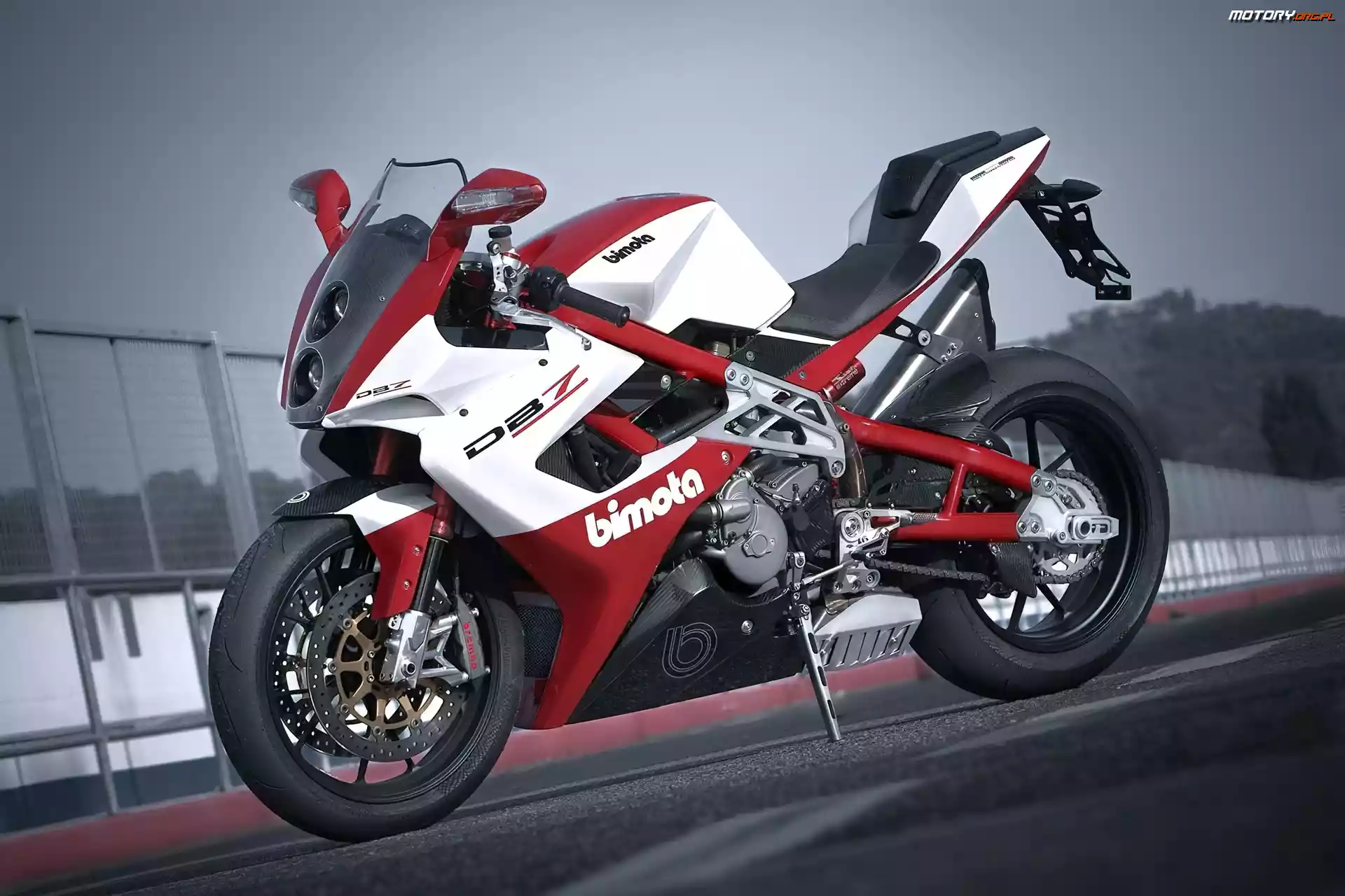 Opony, Bimota, Sportowe