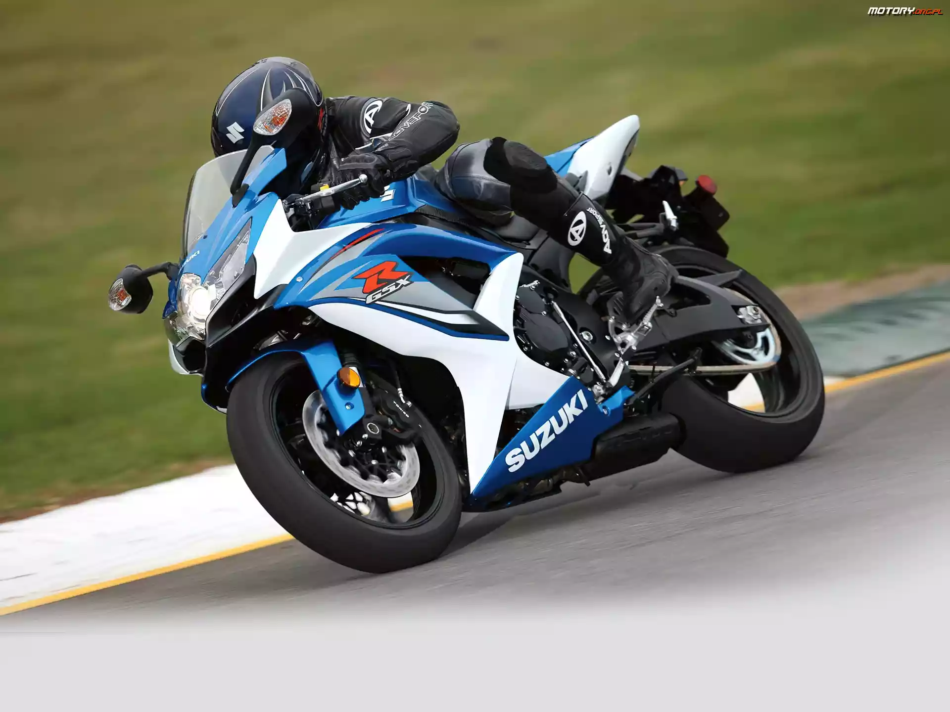 Motocyklista, Suzuki GSX R750