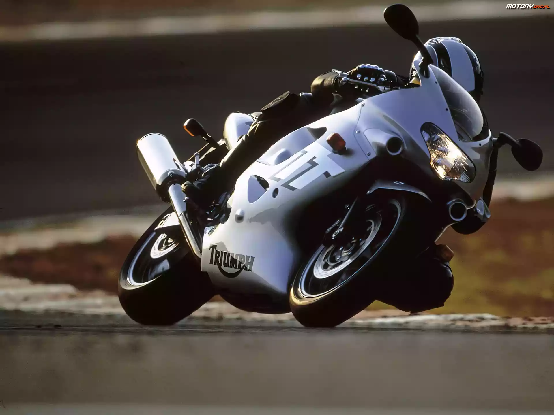 Przód, Triumph TT 600, Opona