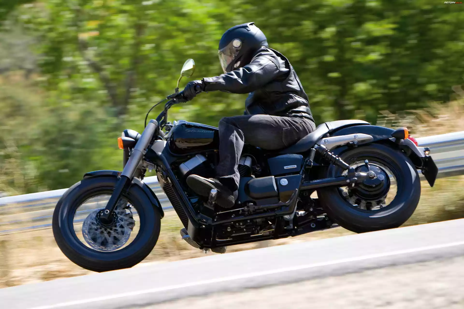 Bak, Honda VT 750 Shadow Phantom, Lusterka