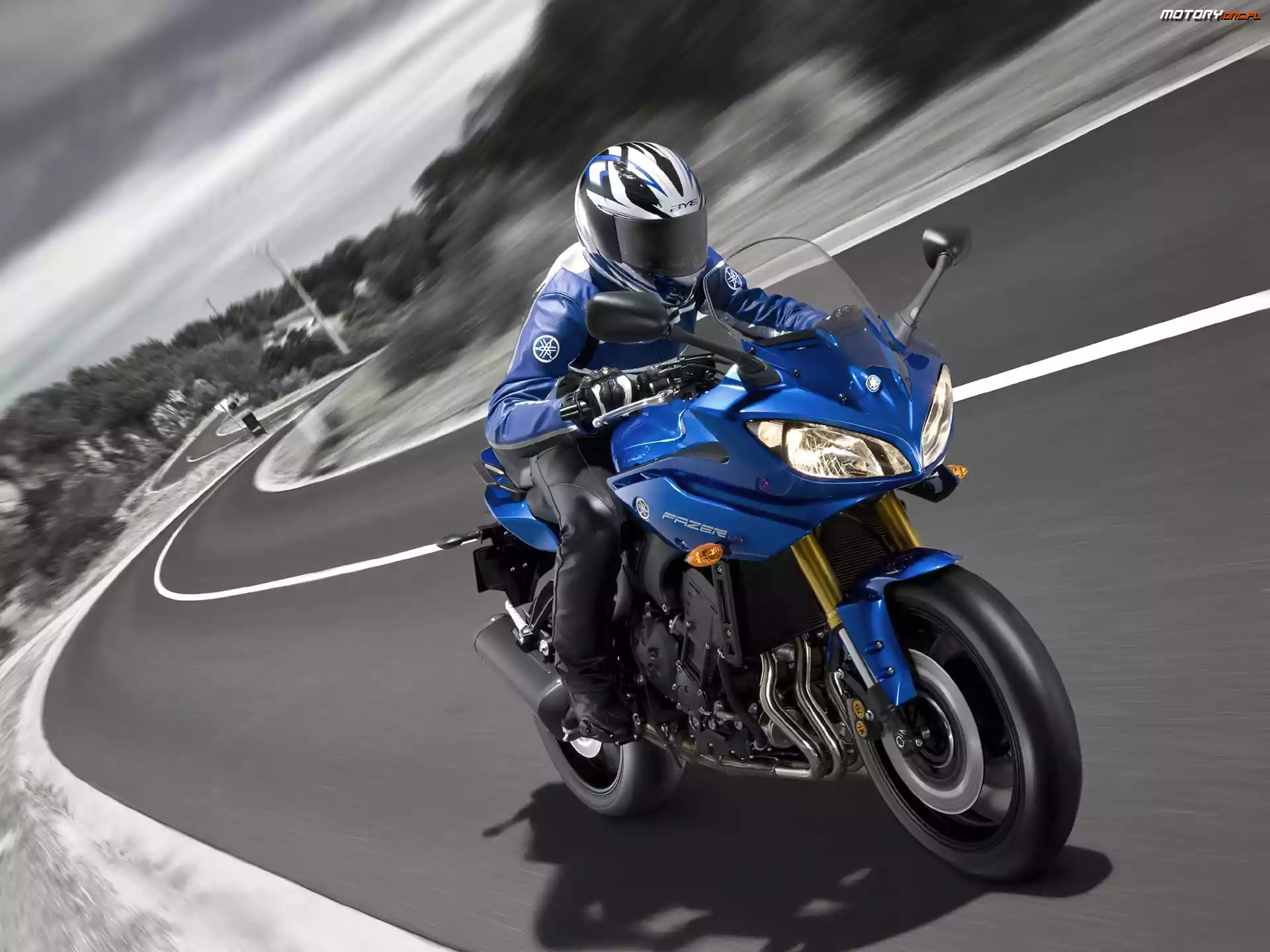 Yamaha FZ8, Trasa, Wydechowy, Kolektor