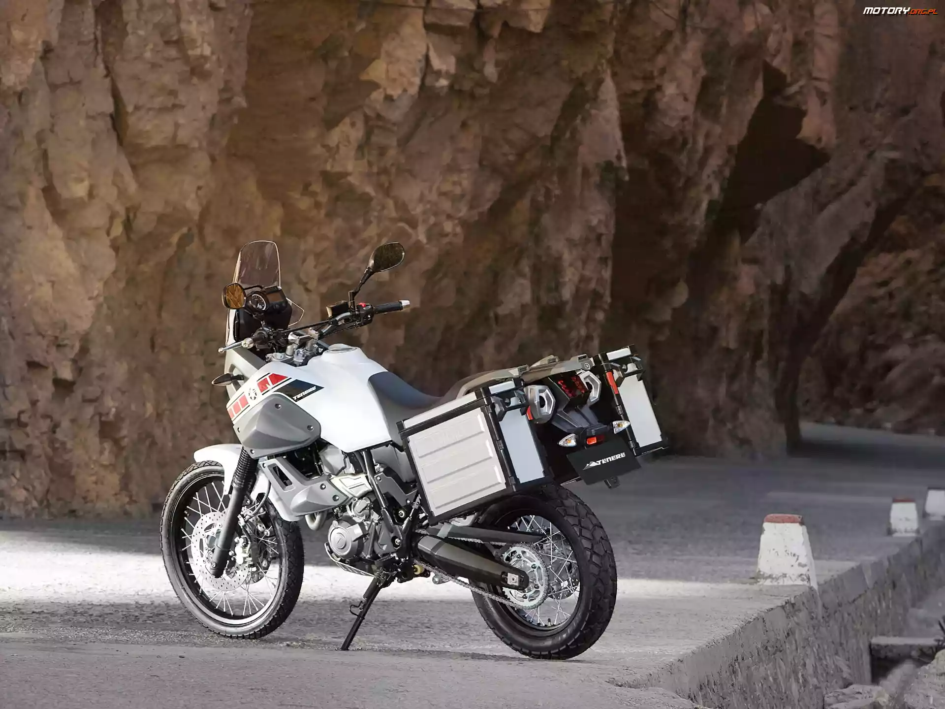 Boczne, Yamaha XT 660Z Tenere, Kufry