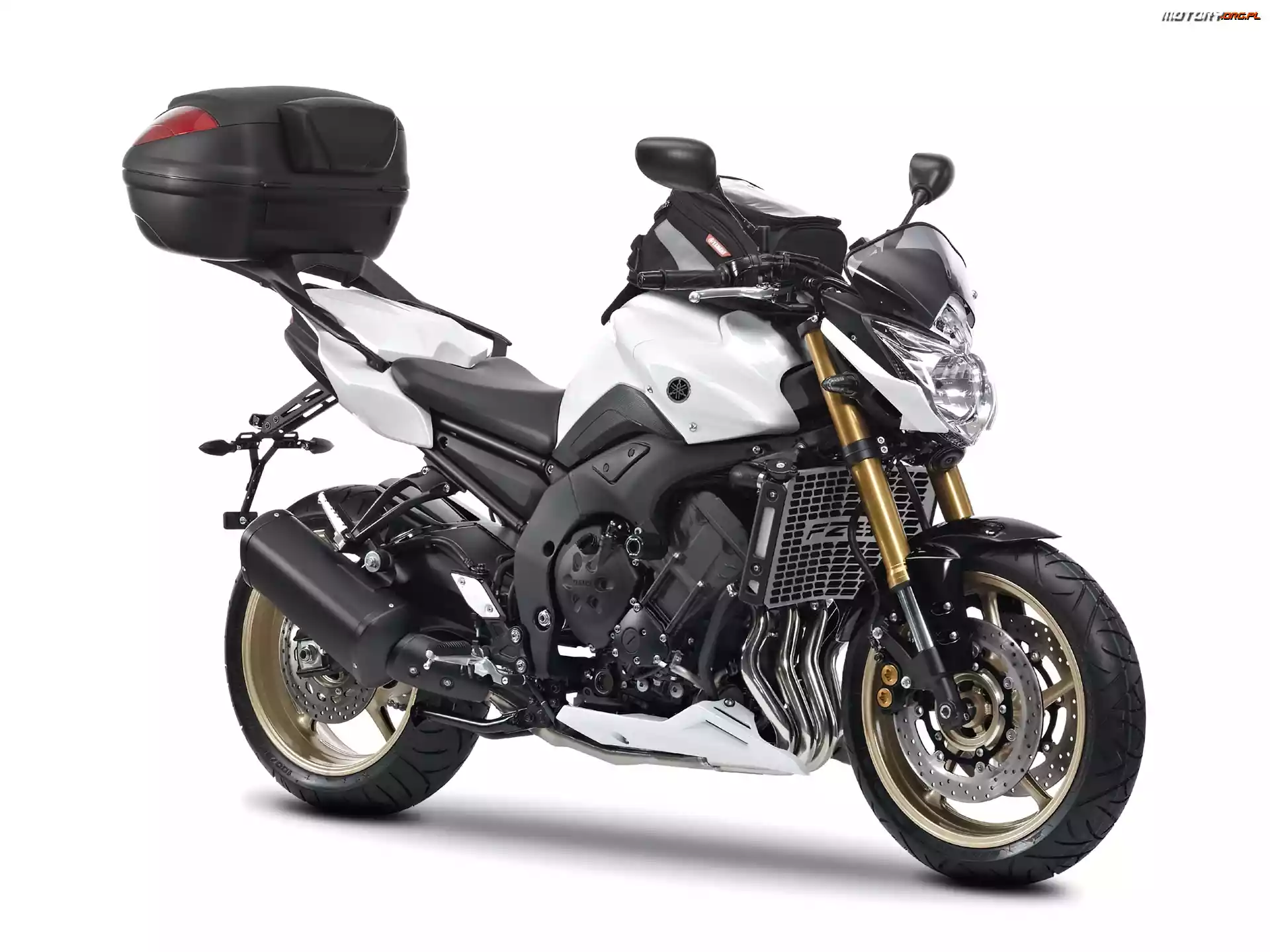 Kufer, Yamaha FZ8, Naked