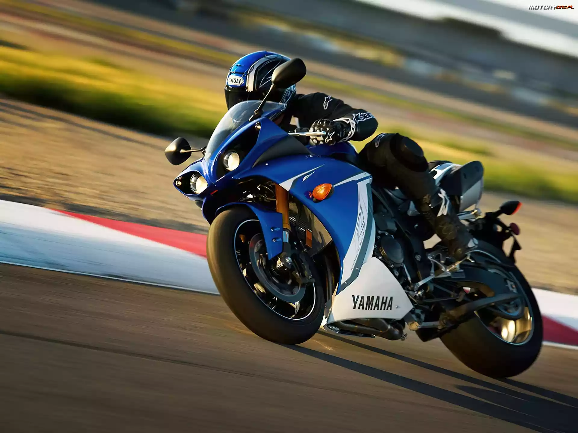Yamaha R1, Nowa