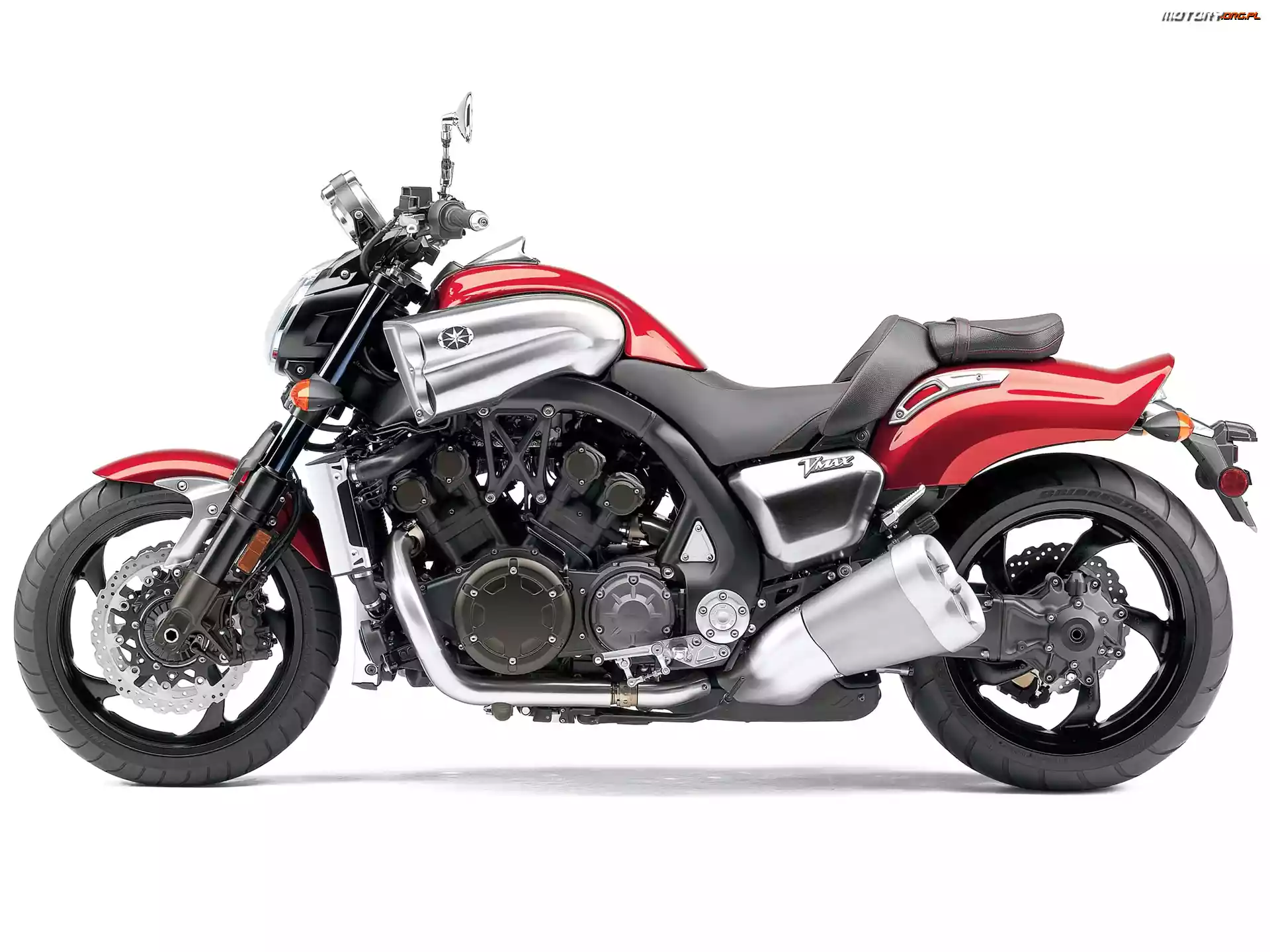Powietrza, Yamaha V-Max, Wloty
