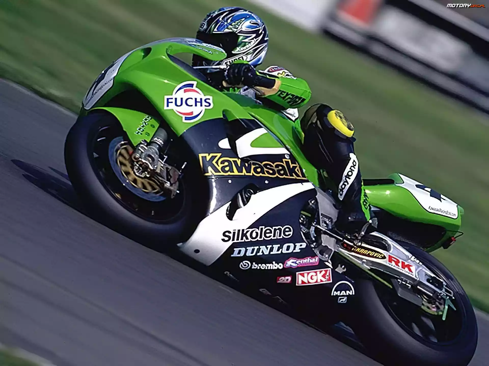 tłumik , zielony, siedzenie , Motory Kawasaki, opony , koła, lusterka, kierownica, światła